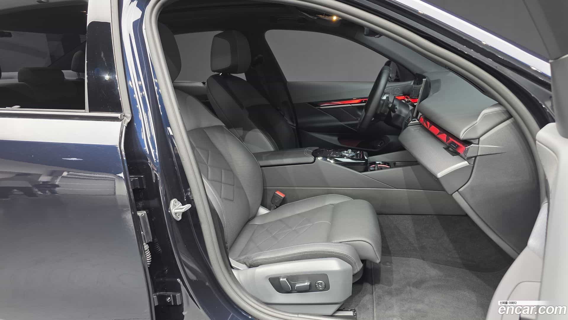 5-Series BMW 2025.5-OPTION-015