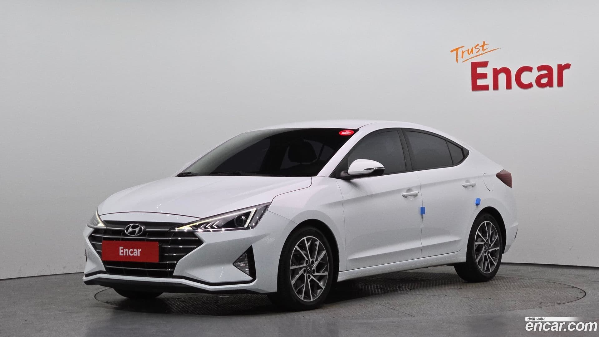 Main__Slider__Photo:AVANTE Hyundai 2019.11-0
