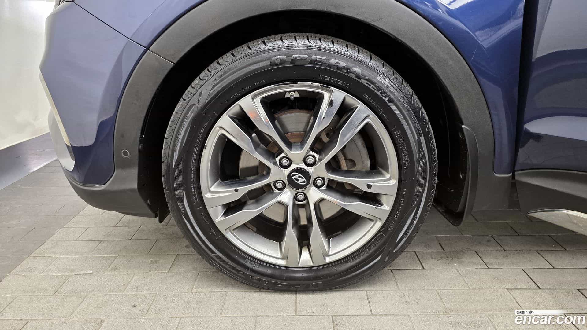 Maxcruz Hyundai 2017.1-OUTER-005
