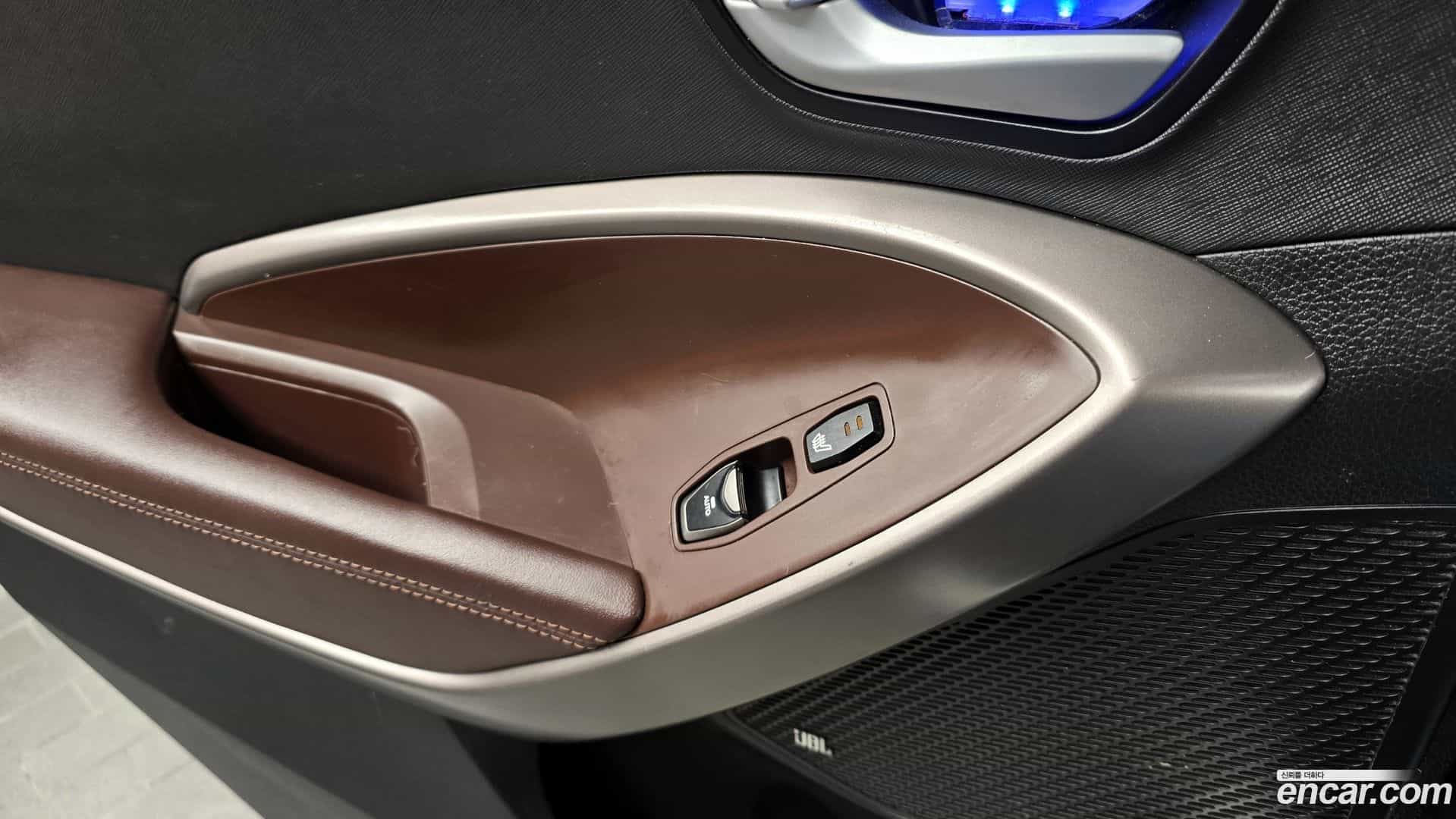 Maxcruz Hyundai 2017.1-OPTION-023