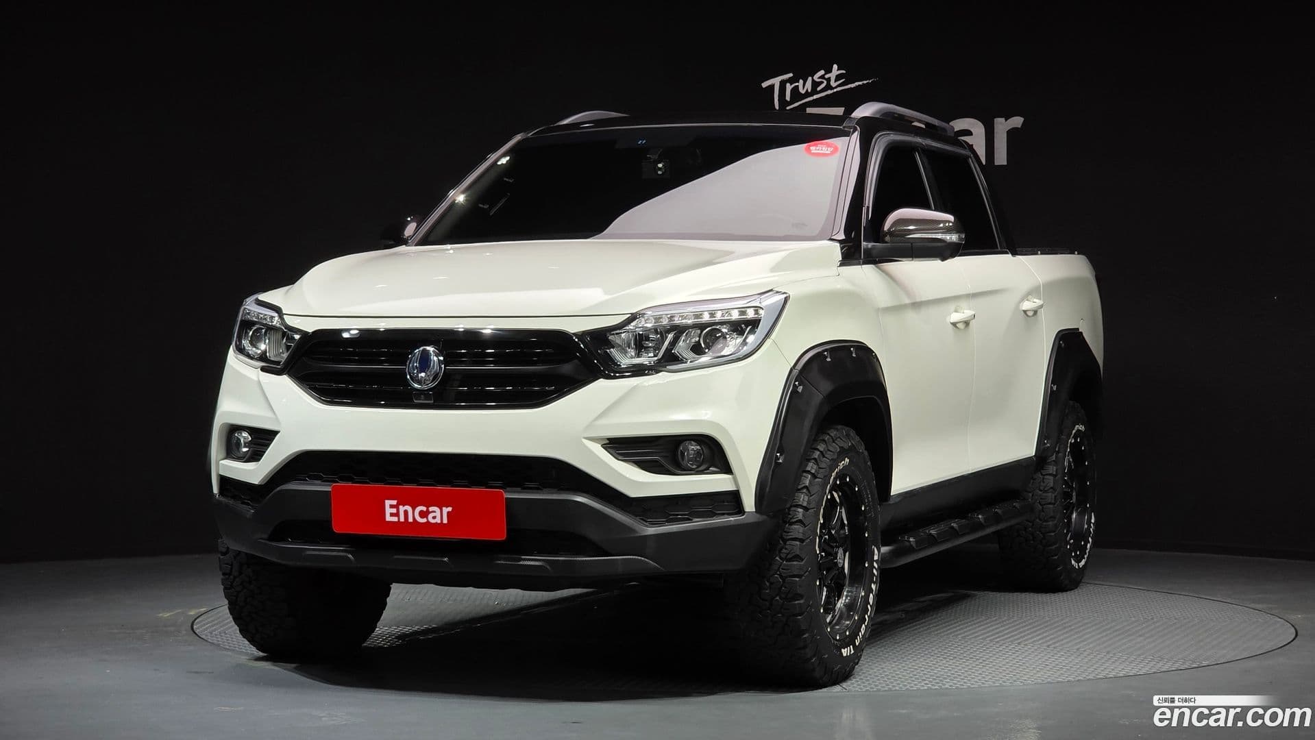 Main__Slider__Photo:Rexton KG Mobility 2018.4-0
