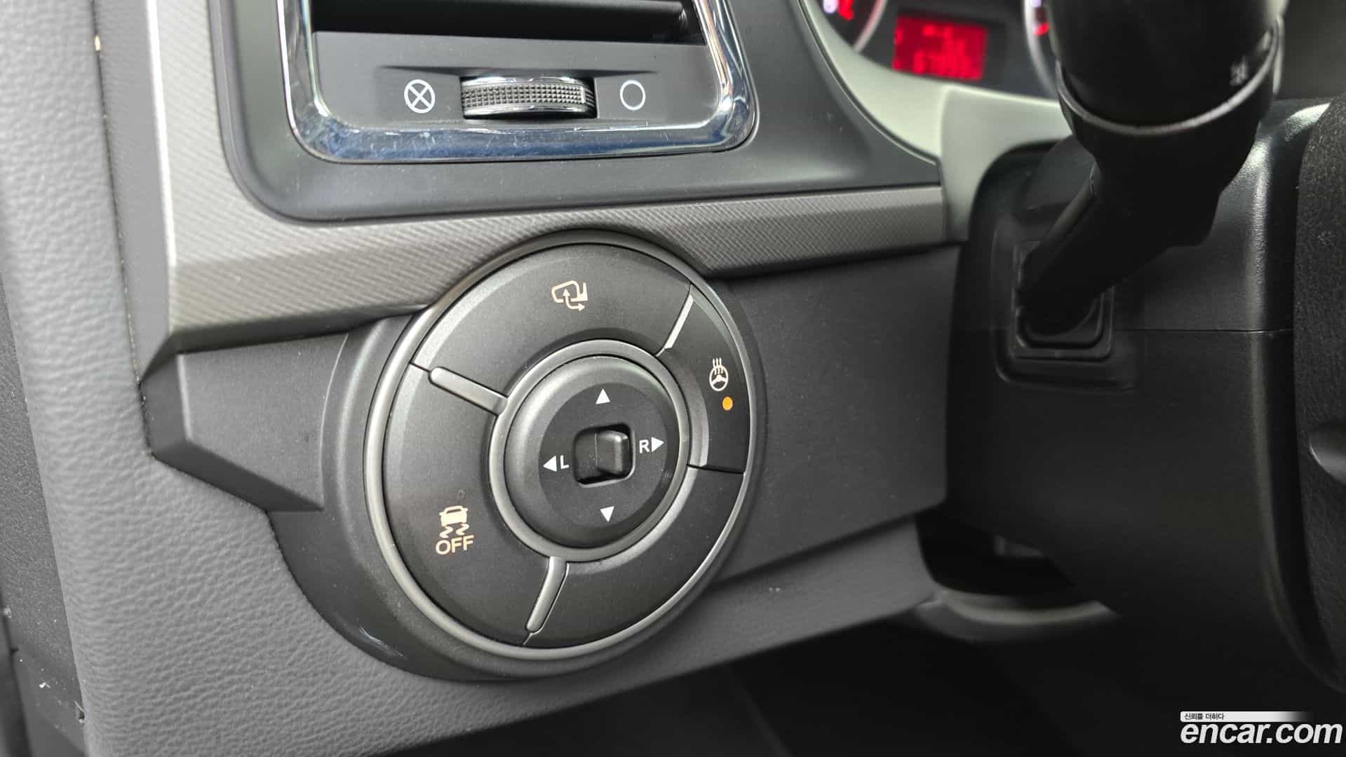 KORANDO KG Mobility 2016.6-OPTION-022
