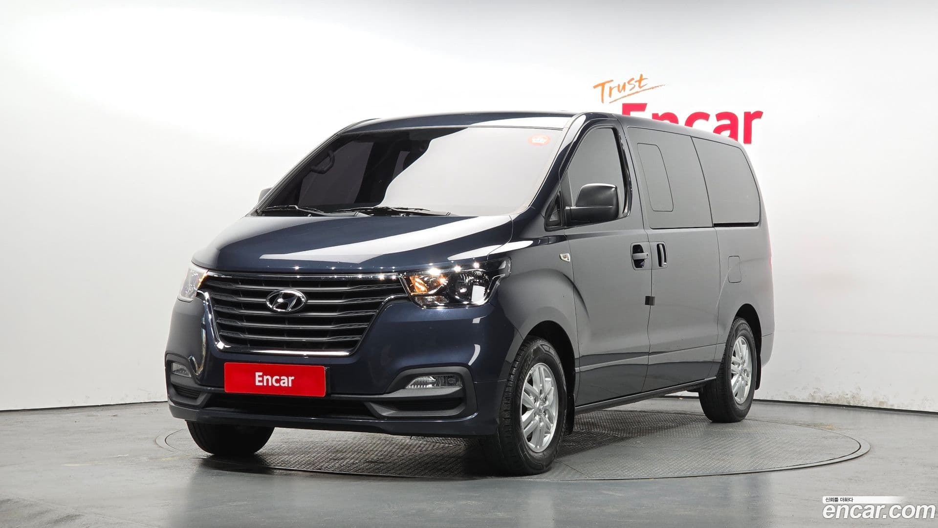 Main__Slider__Photo:Starex Hyundai 2018.9-0