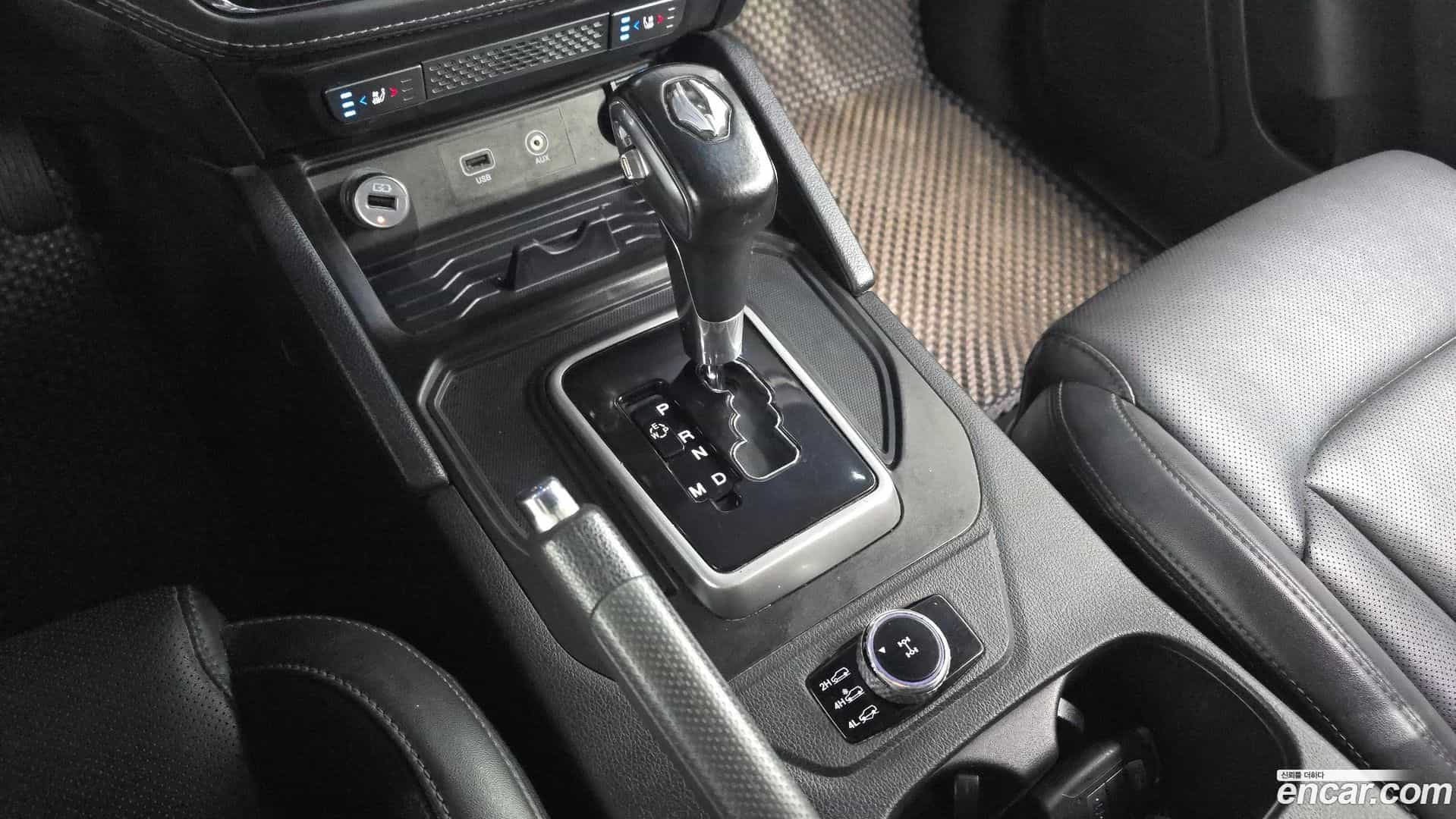 Rexton KG Mobility 2019.1-INNER-009