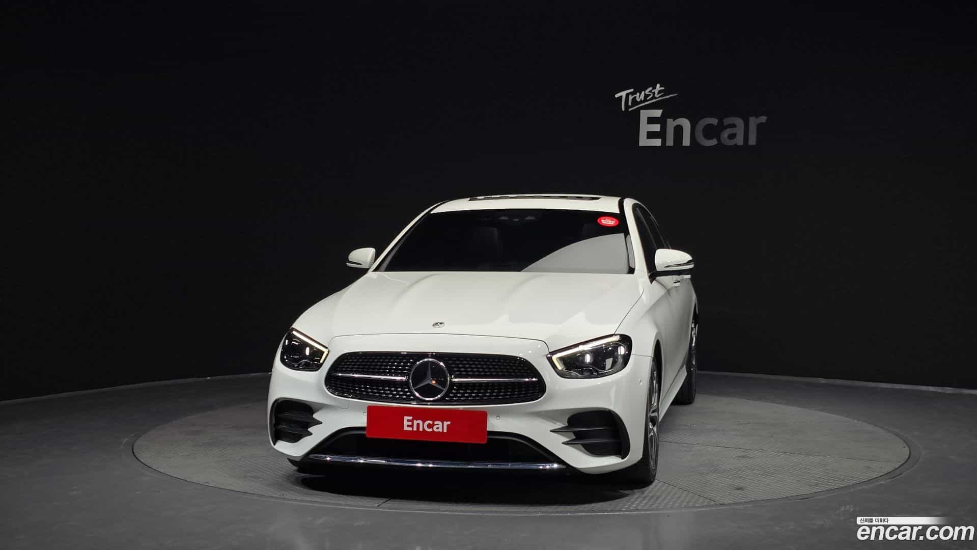 E-Class Mercedes-Benz 2022.1-OUTER-003