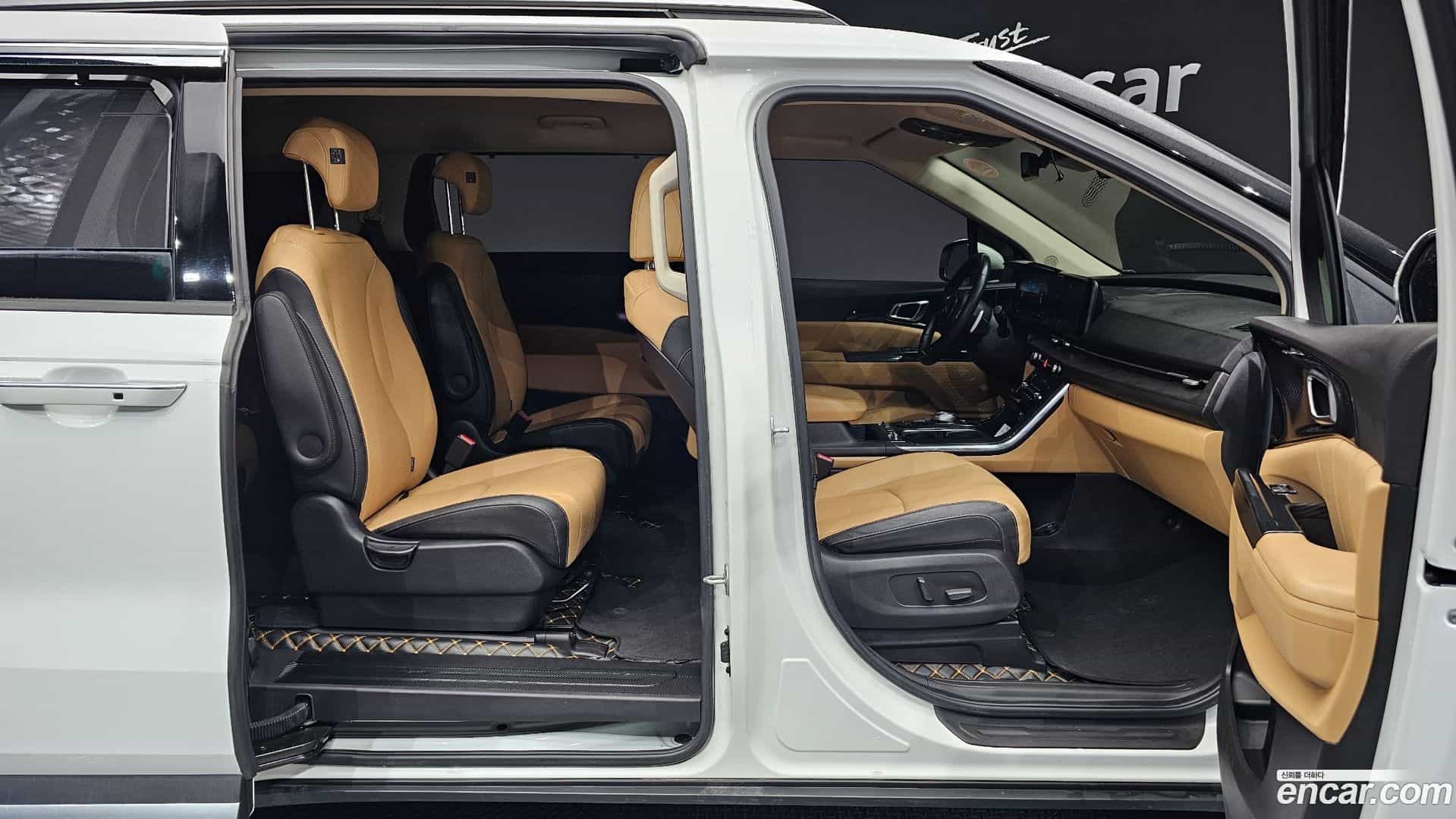 Canival Kia 2020.9-OPTION-016