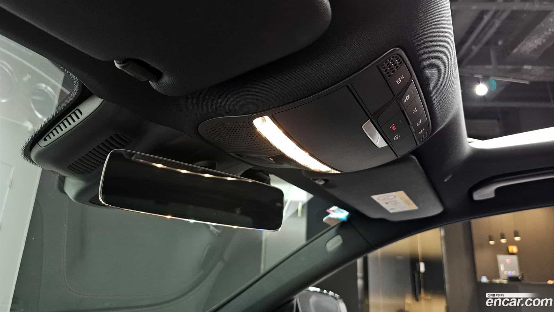 E-Class Mercedes-Benz 2021.2-OPTION-016
