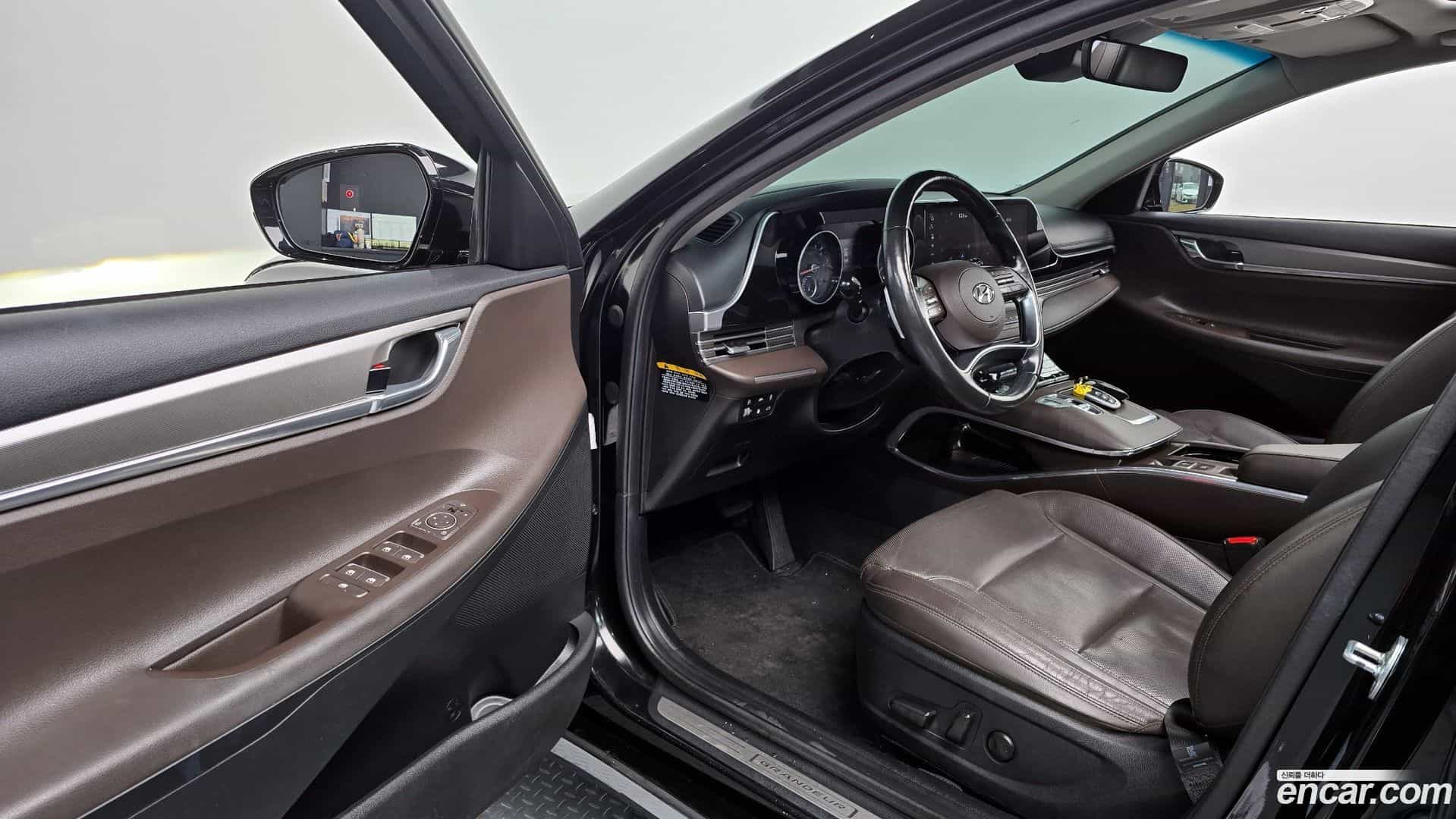 Grandeur Hyundai 2020.0-OPTION-015