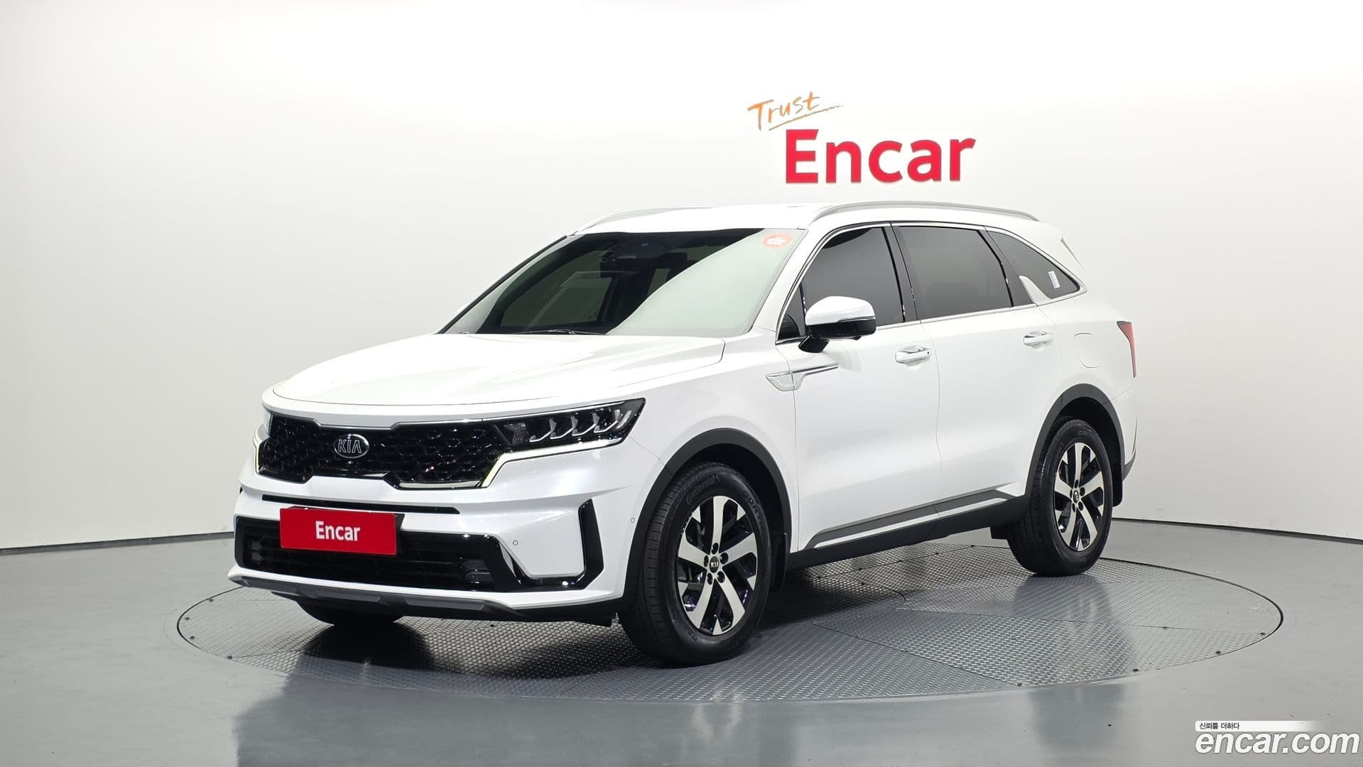 Main__Slider__Photo:Sorento Kia 2020.9-0