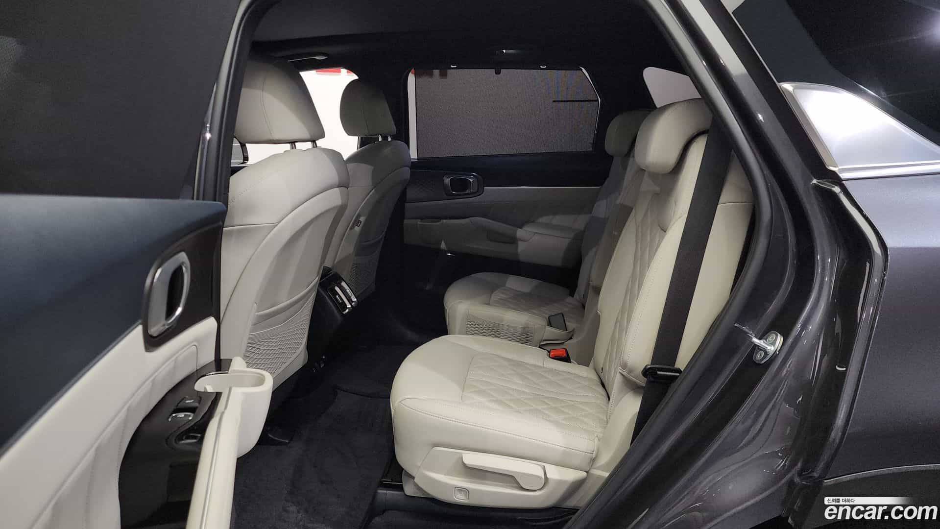 Sorento Kia 2022.7-OPTION-015