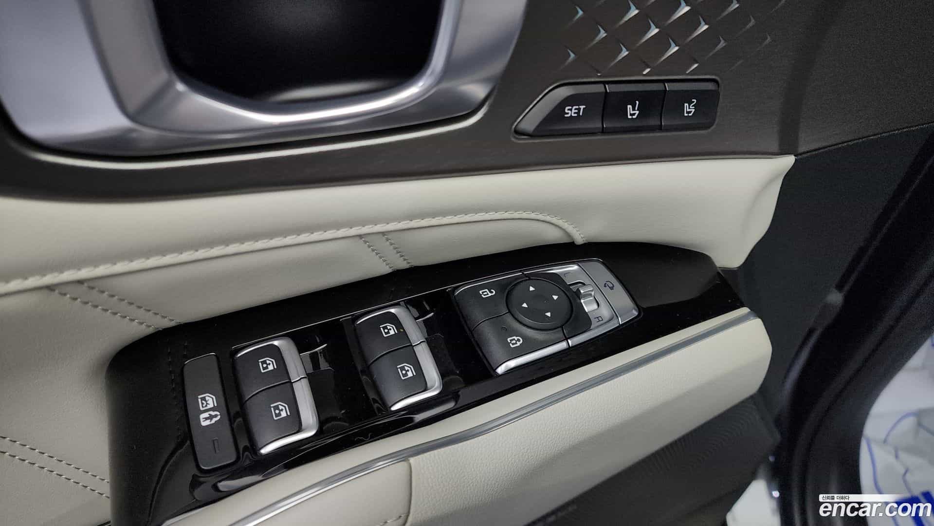 Sorento Kia 2022.7-OPTION-016