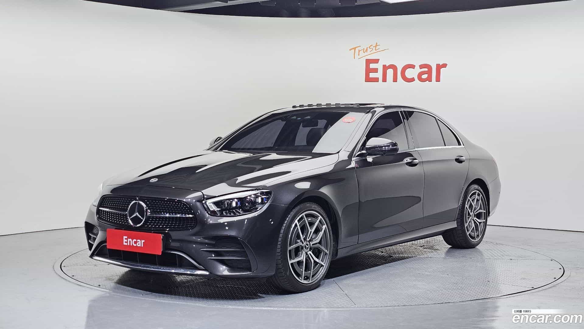 E-Class Mercedes-Benz 2022.0-OUTER-001