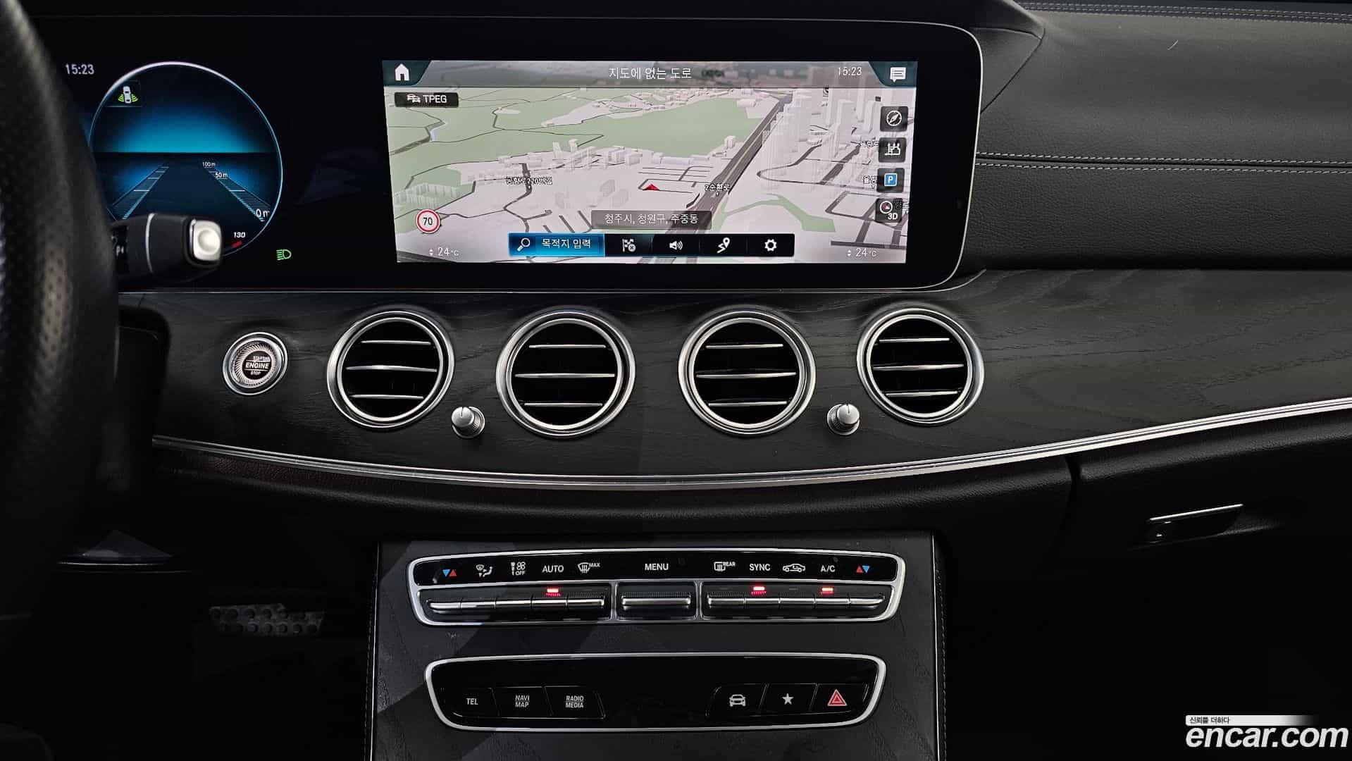 E-Class Mercedes-Benz 2022.0-OPTION-020