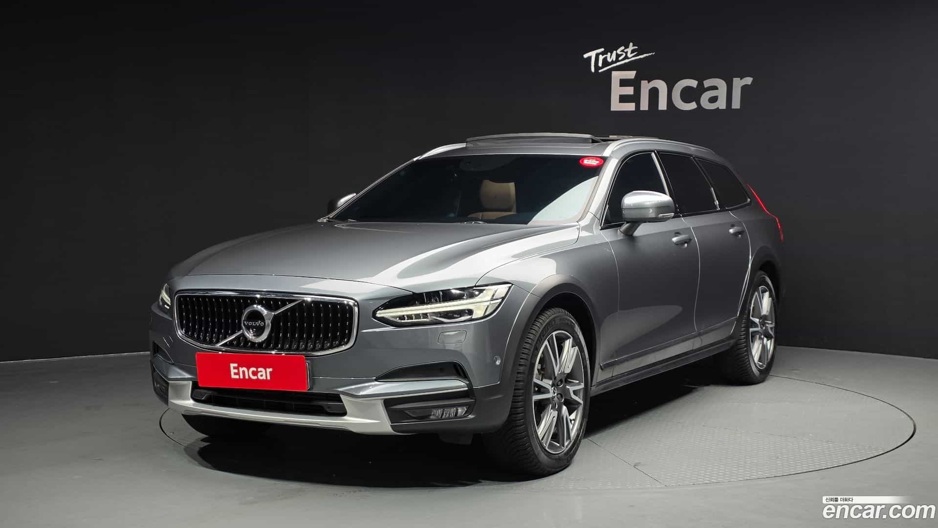 V90 Volvo 2019.8-OUTER-001