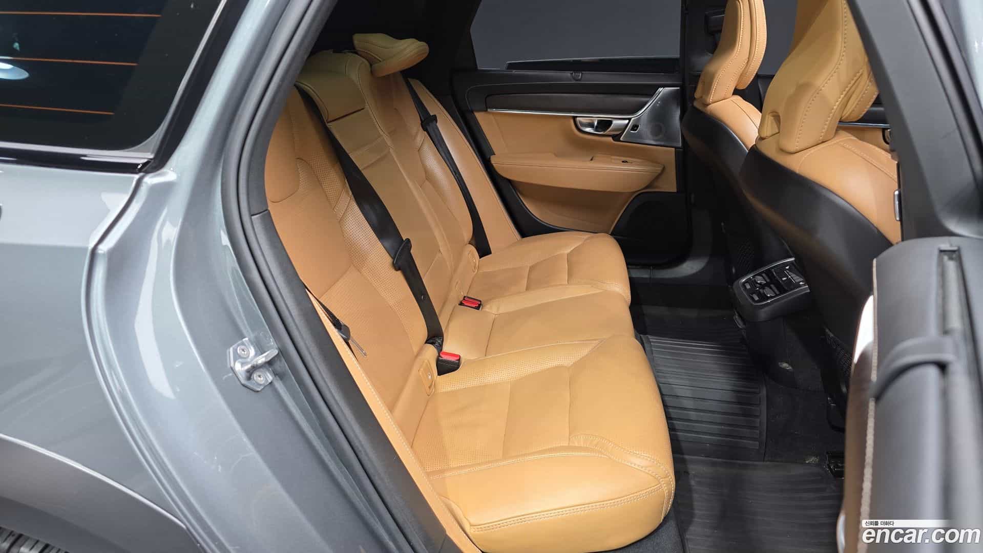 V90 Volvo 2019.8-OPTION-016