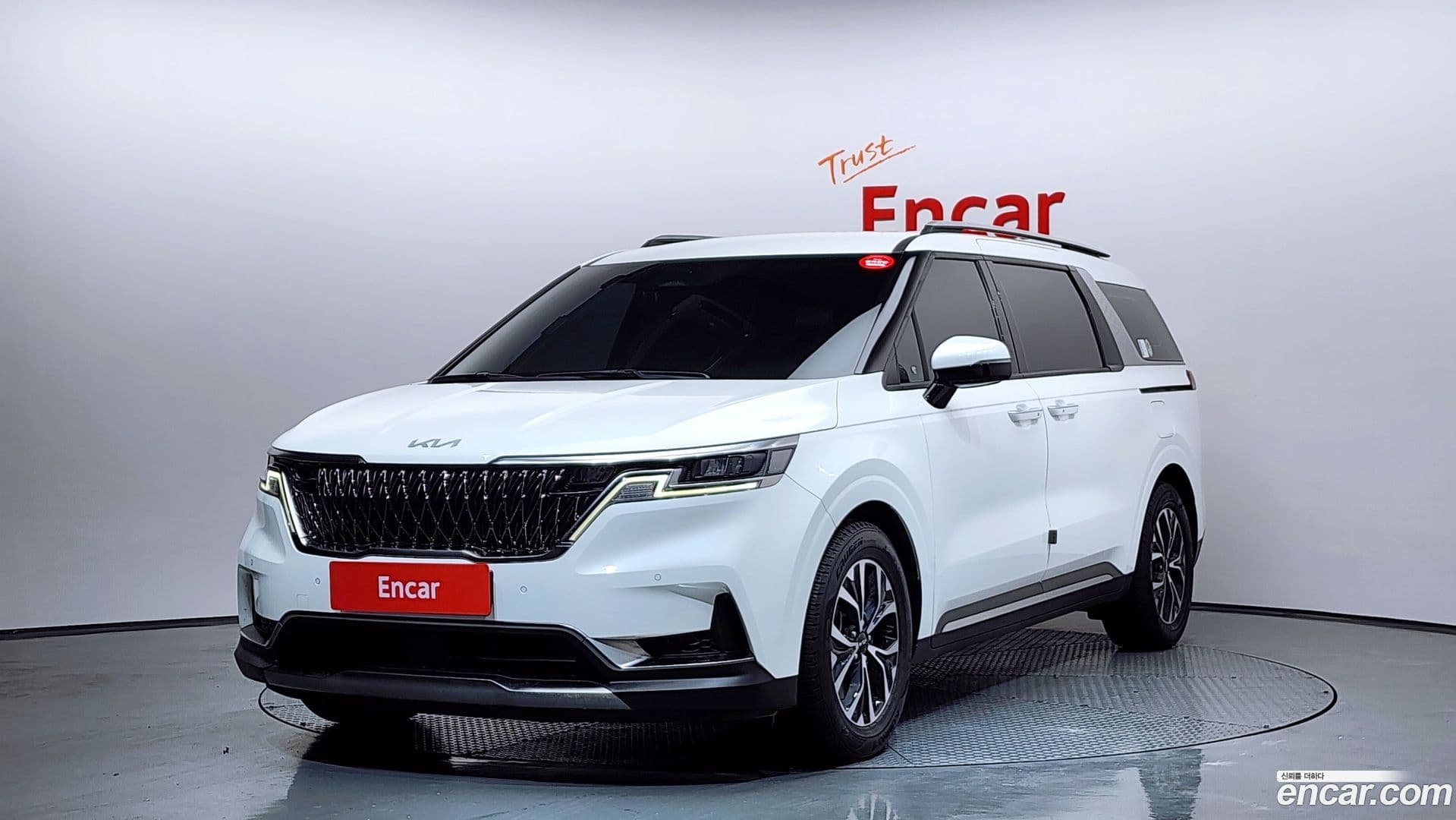 Main__Slider__Photo:Canival Kia 2022.0-0