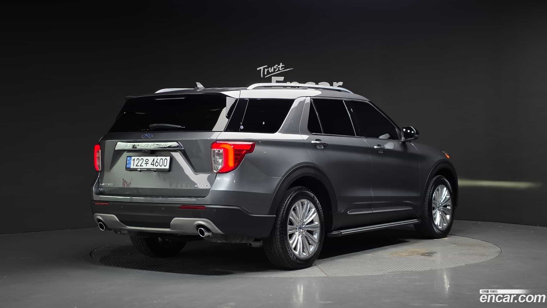 Explorer Ford 2023.11-OUTER-002
