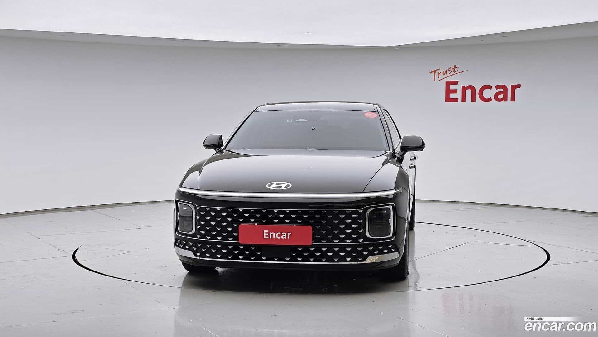 Grandeur Hyundai 2023.4-OUTER-003