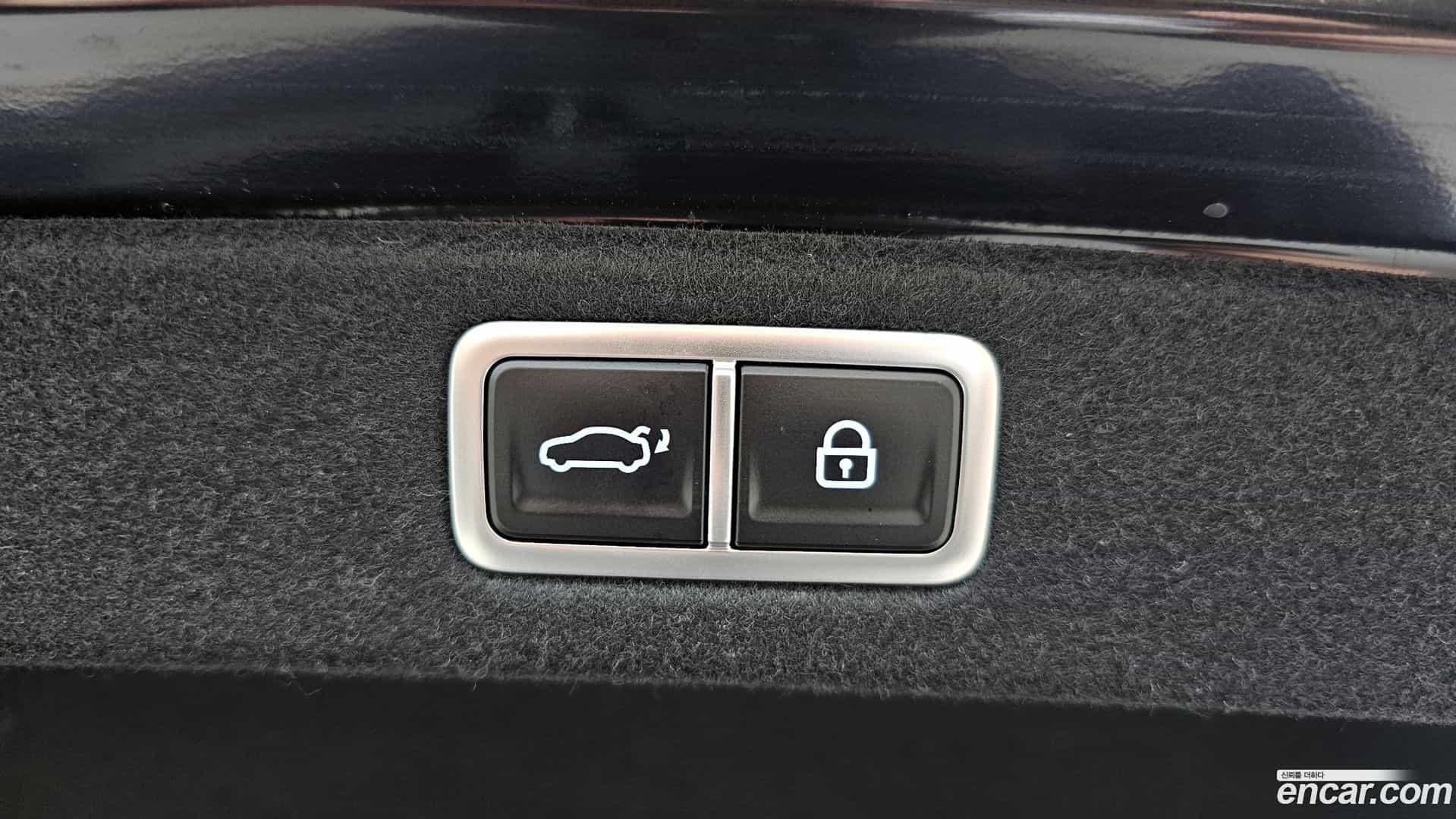 Grandeur Hyundai 2023.4-OPTION-024