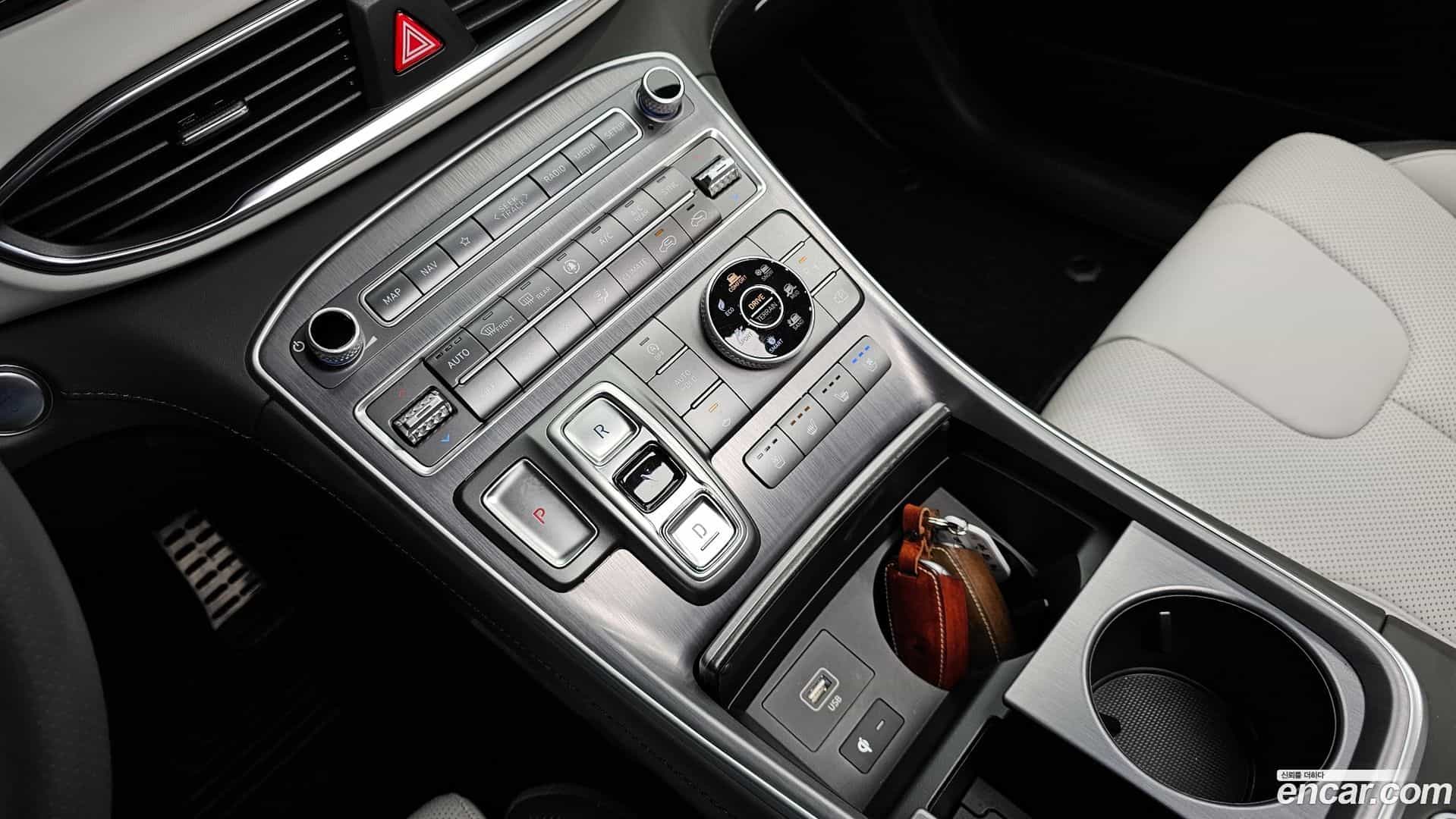 Santafe Hyundai 2021.4-INNER-009