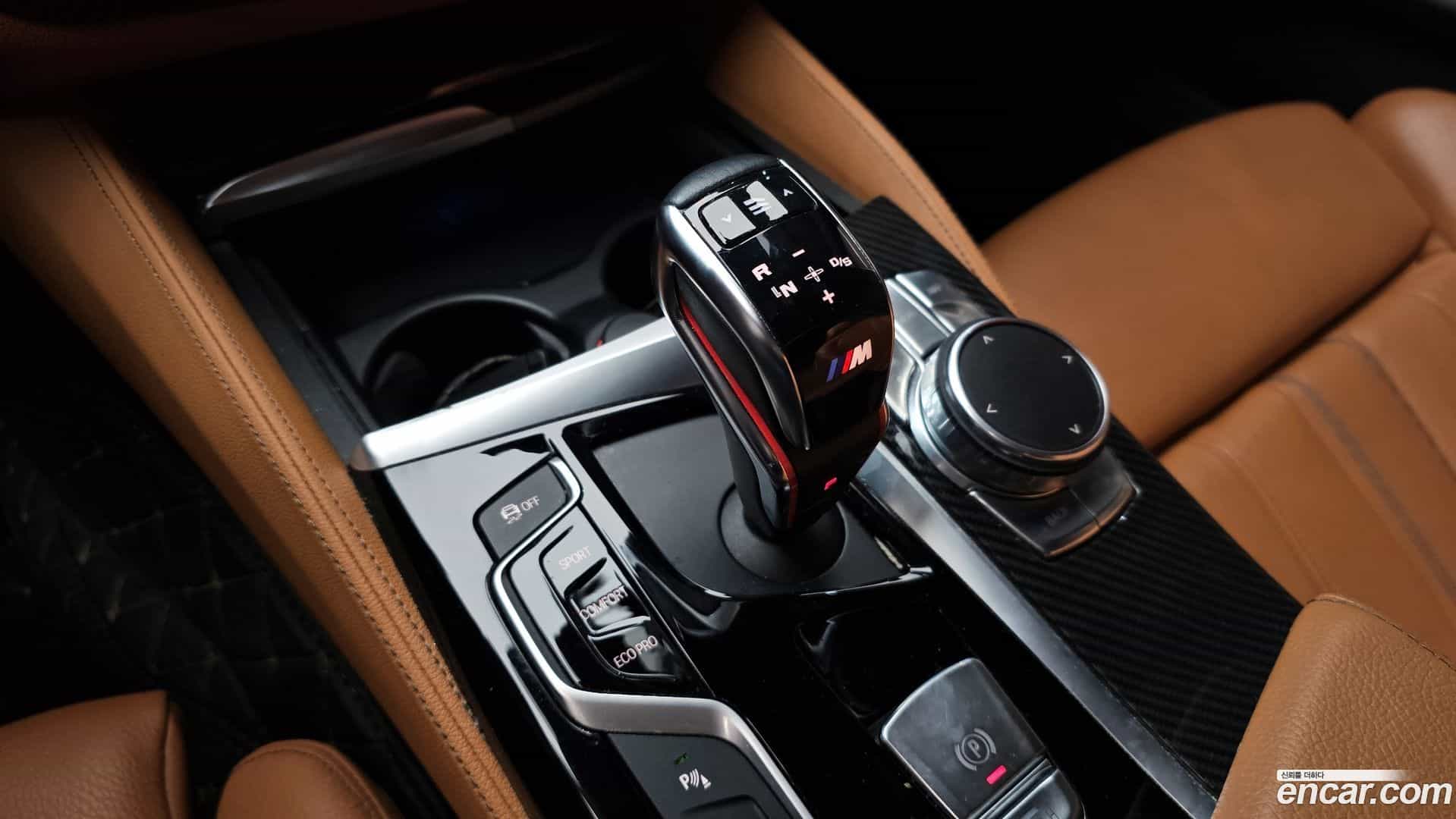 5-Series BMW 2018.1-INNER-009