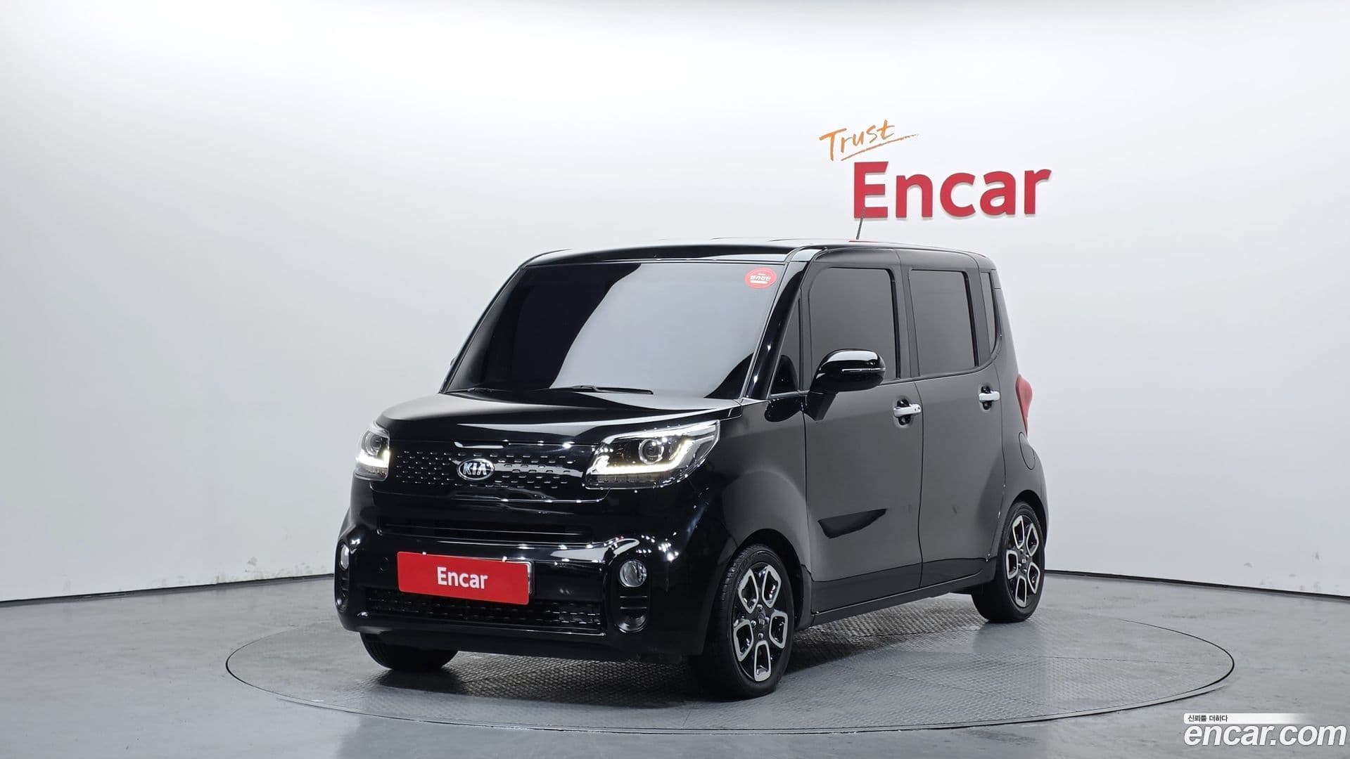Main__Slider__Photo:RAY Kia 2019.8-0