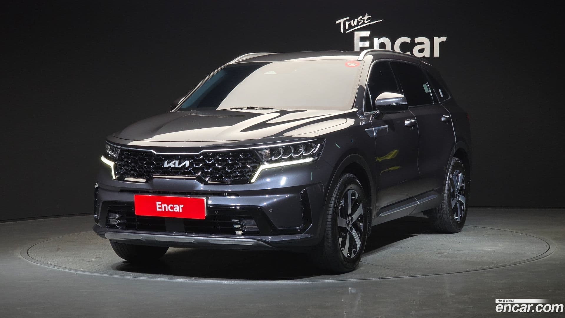 Main__Slider__Photo:Sorento Kia 2023.1-0