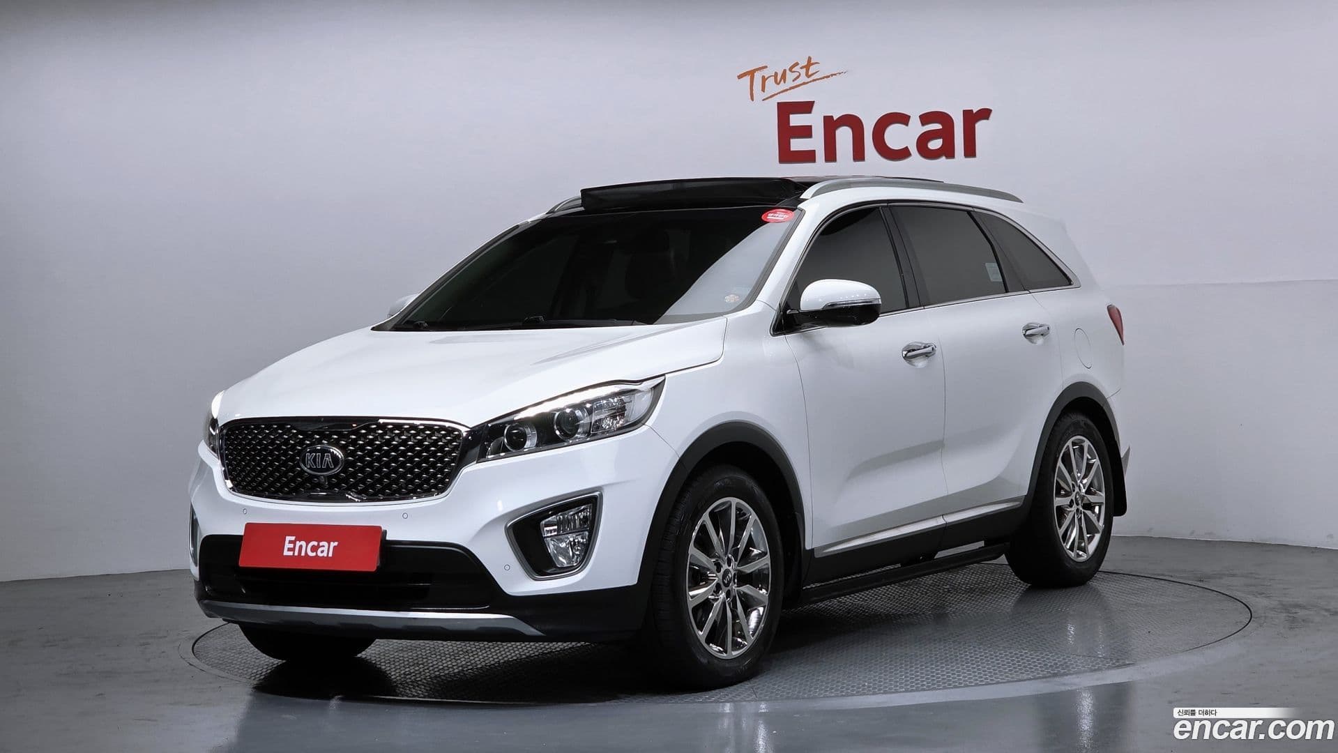 Main__Slider__Photo:Sorento Kia 2015.1-0