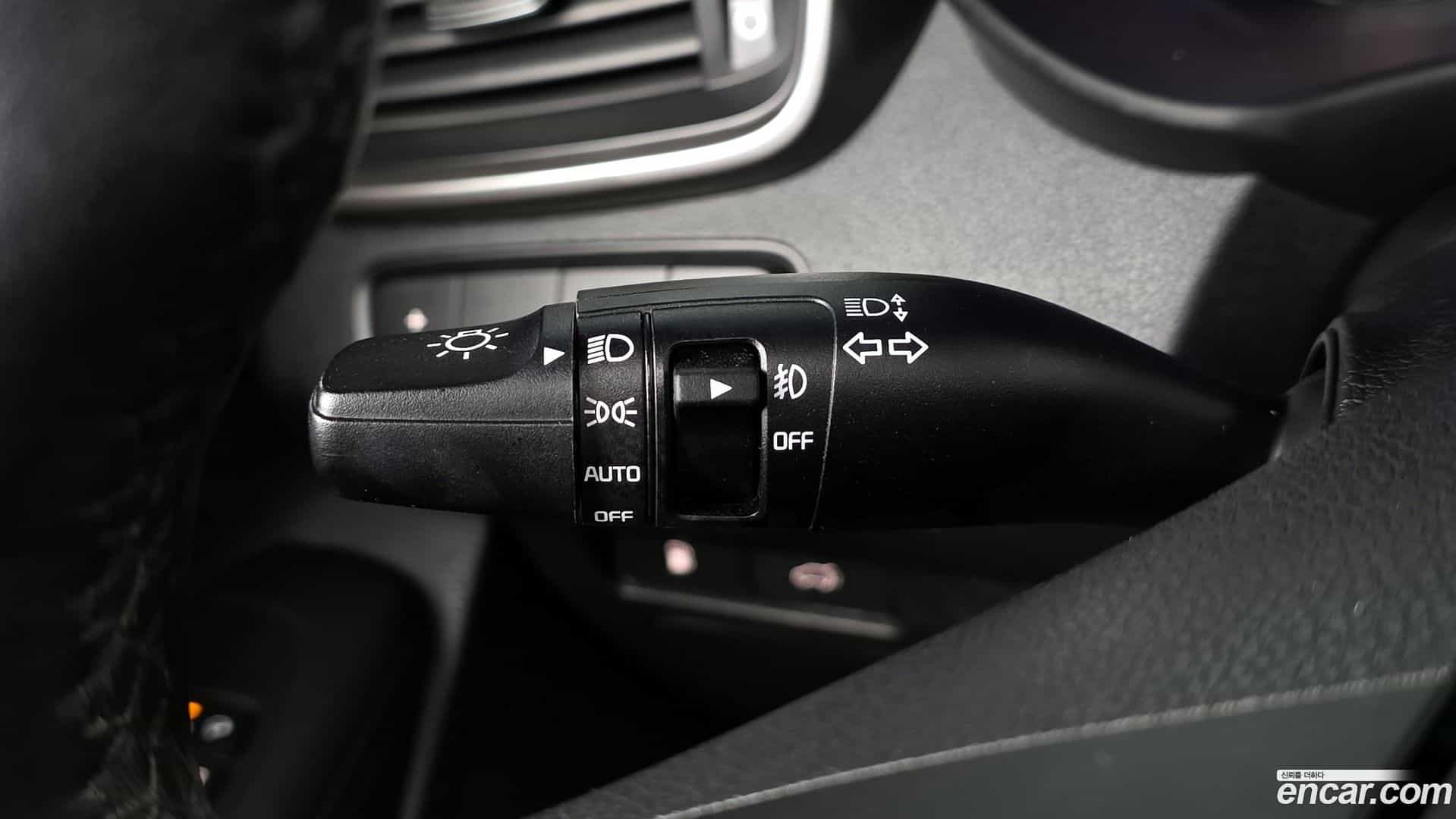 Sorento Kia 2016.8-OPTION-021