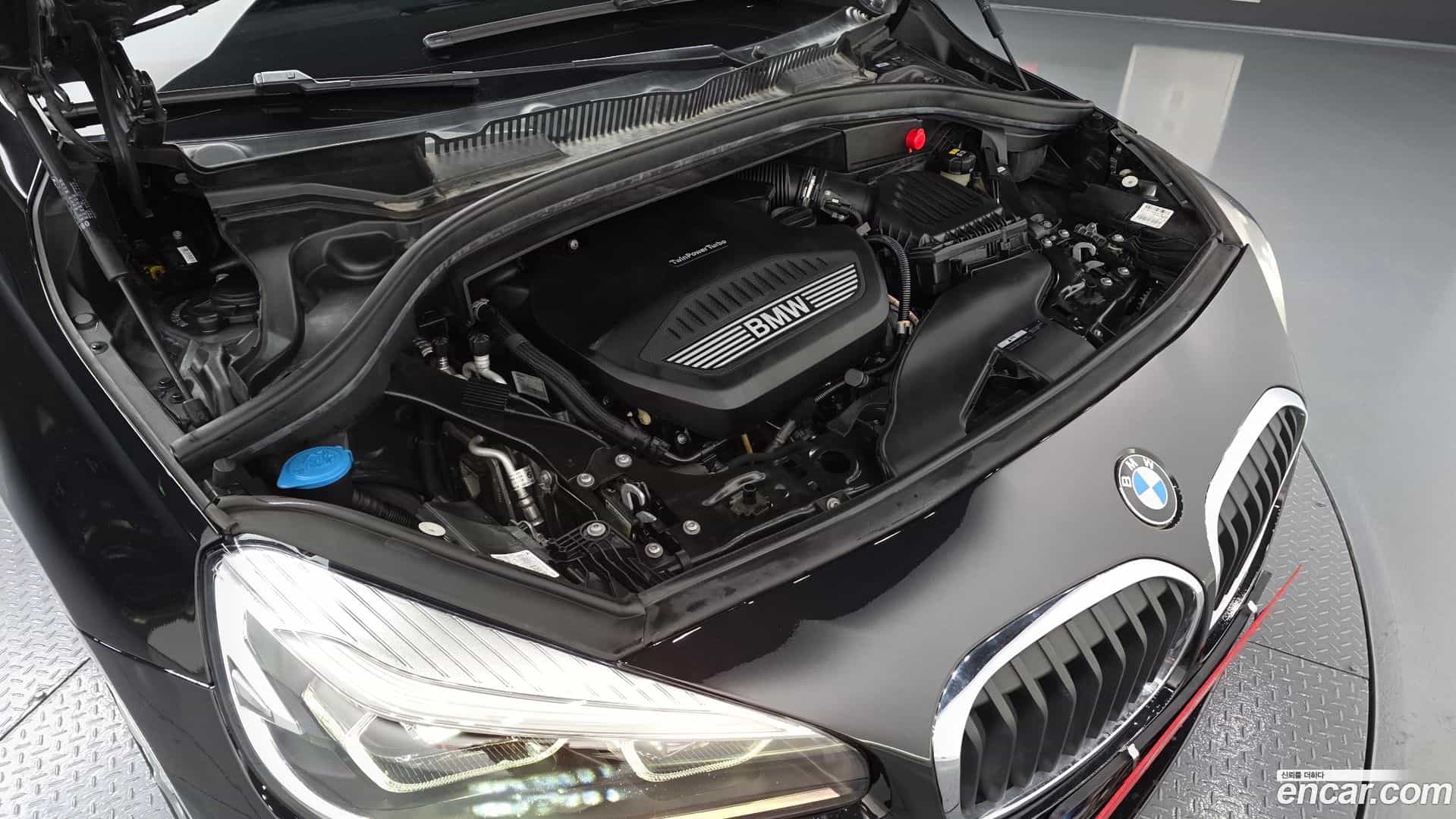 2-Series BMW 2019.7-INNER-006