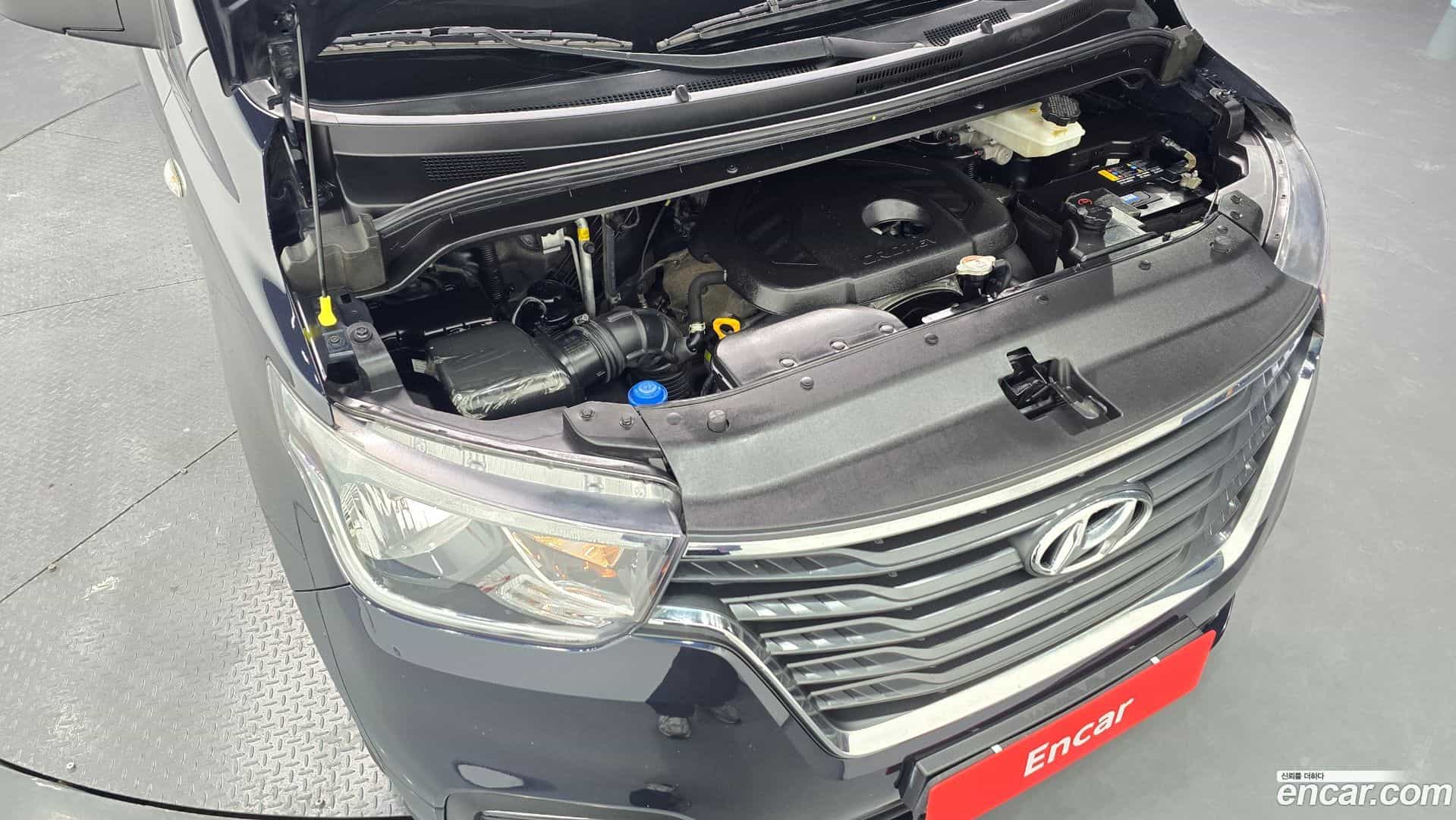 Starex Hyundai 2021.1-INNER-006