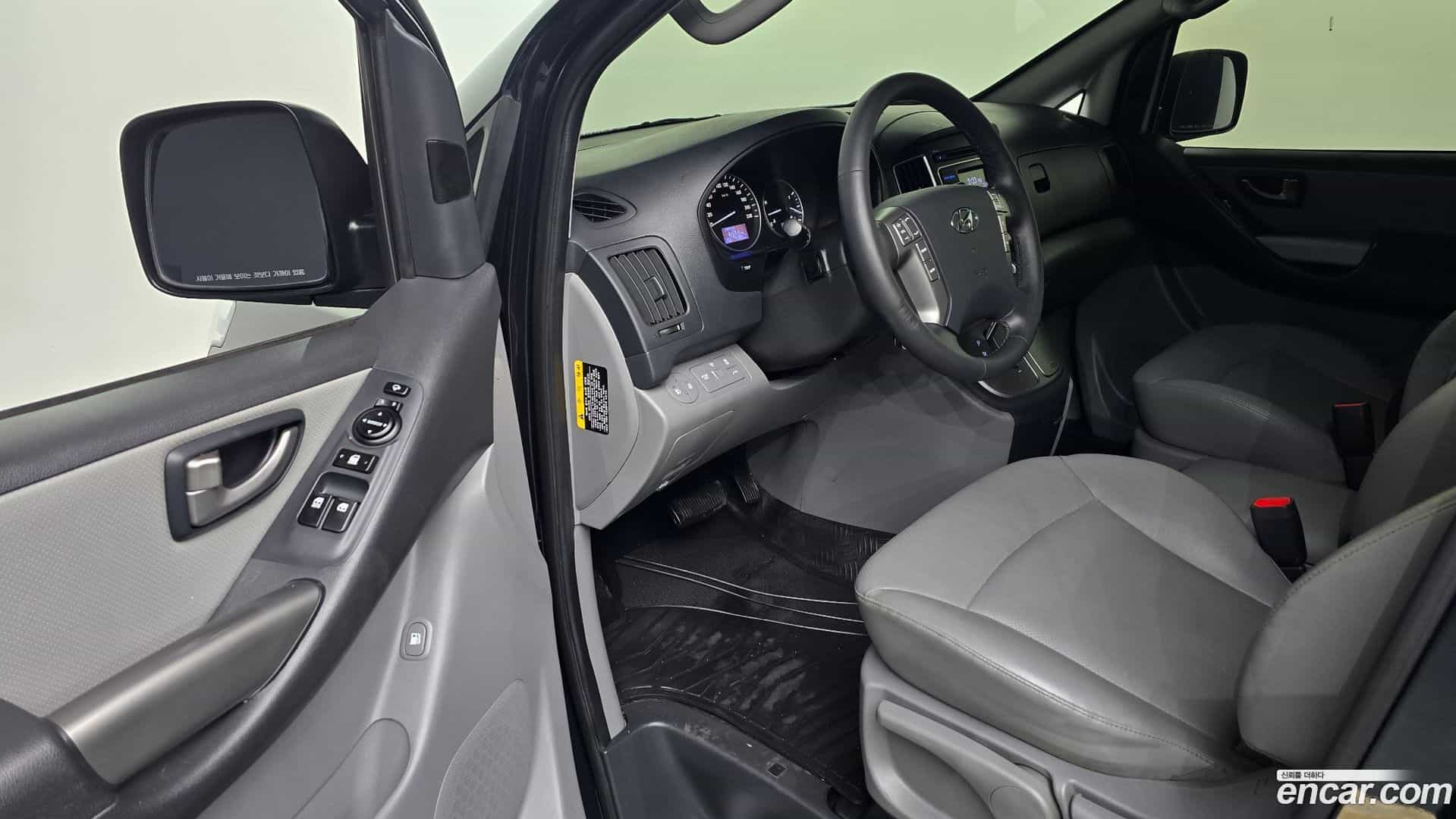 Starex Hyundai 2021.1-OPTION-015
