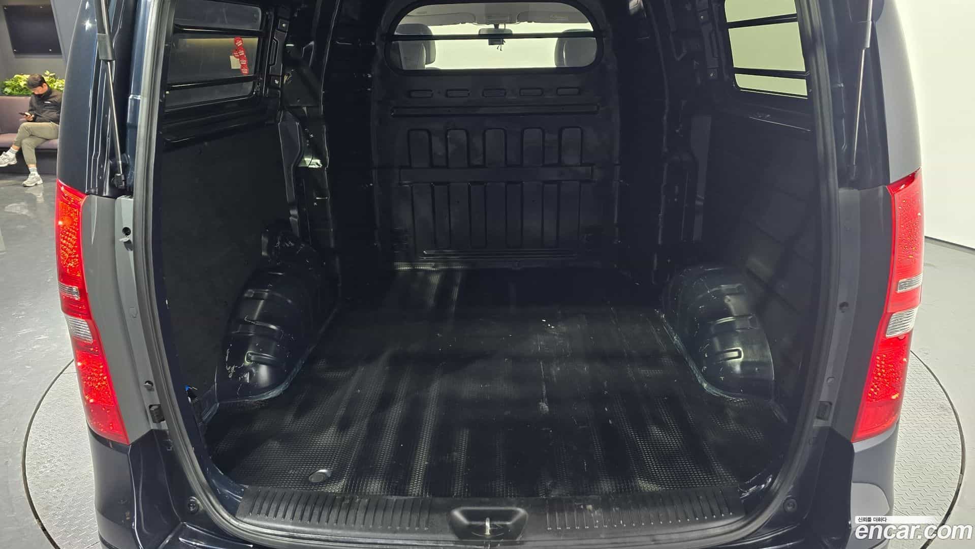 Starex Hyundai 2021.1-OPTION-023