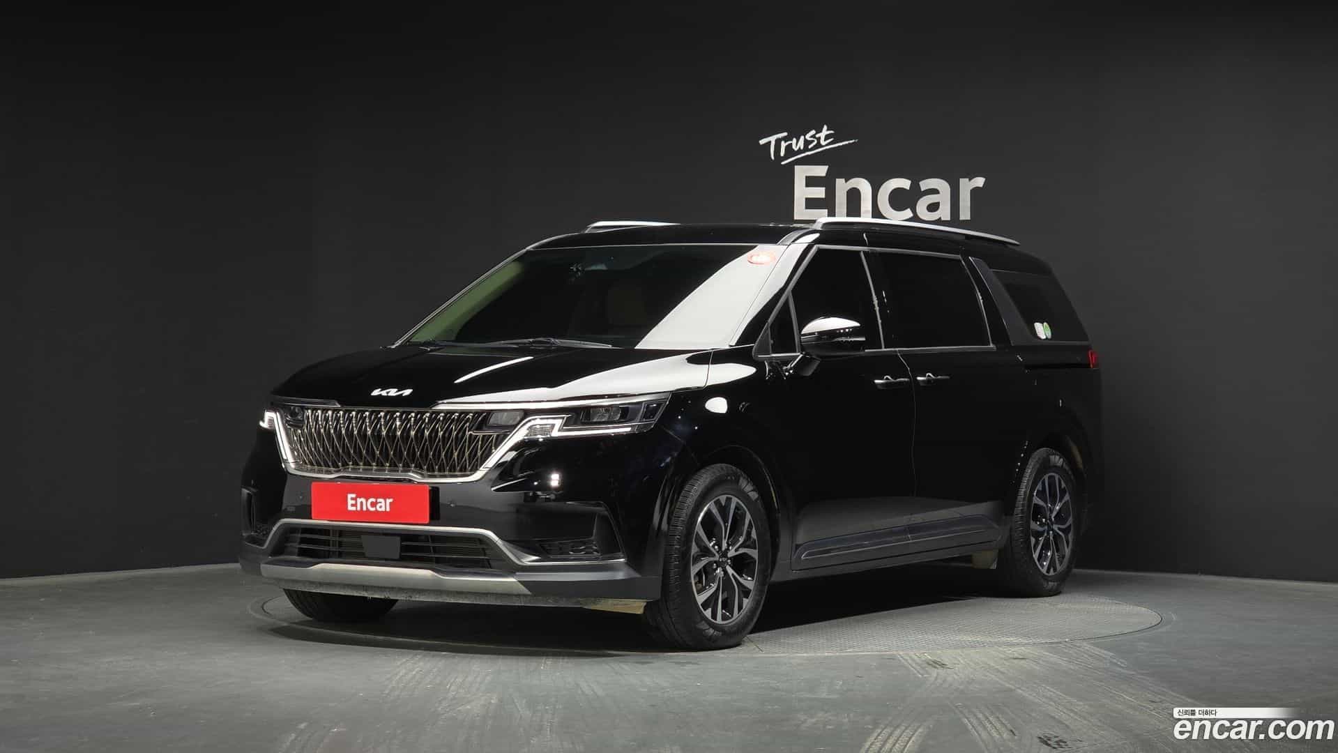 Canival Kia 2023.4-OUTER-001