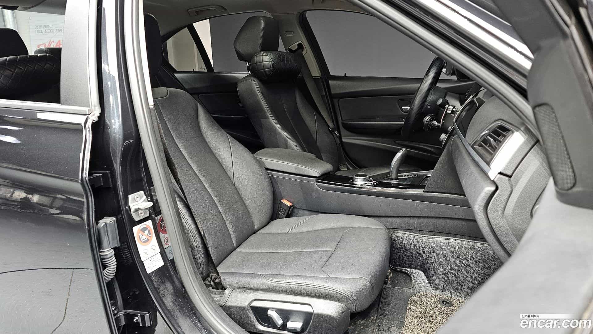 3-Series BMW 2017.5-INNER-010