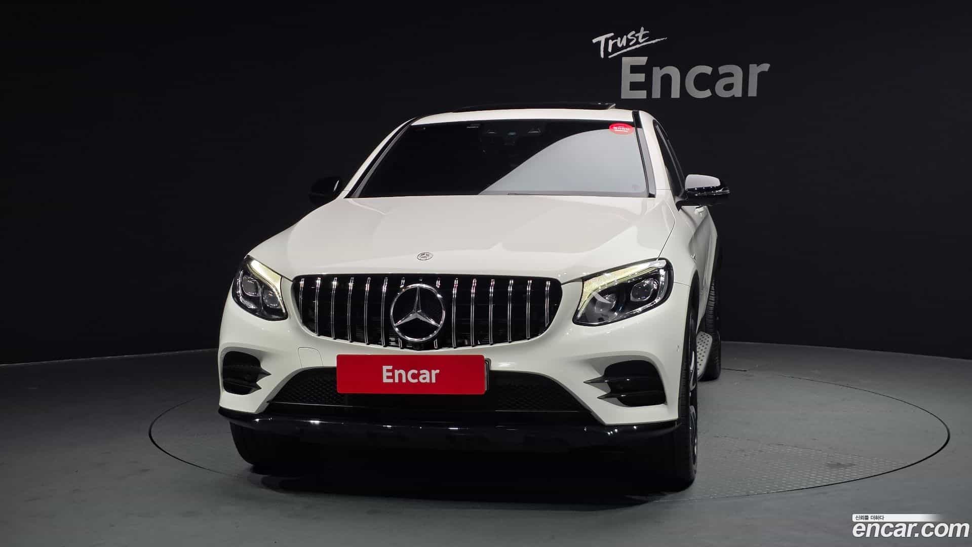GLC-Class Mercedes-Benz 2019.11-OUTER-003