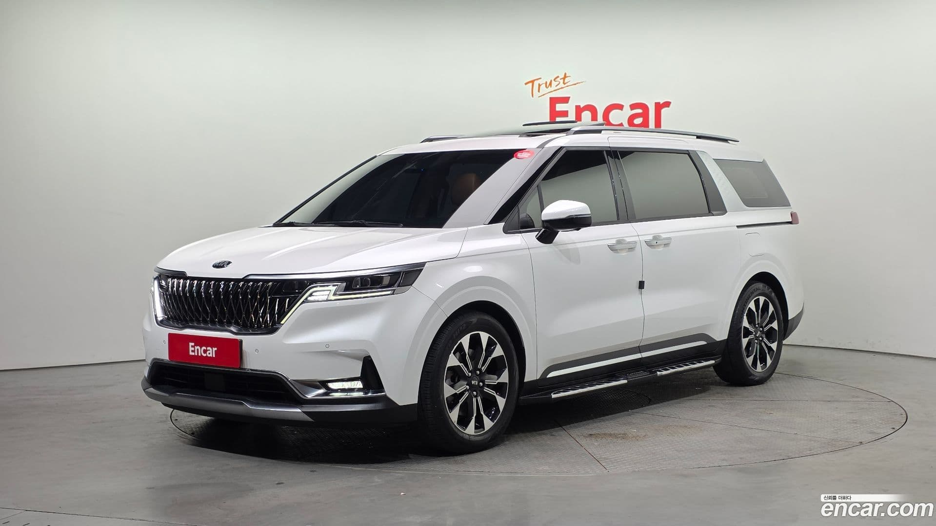 Main__Slider__Photo:Canival Kia 2021.0-0