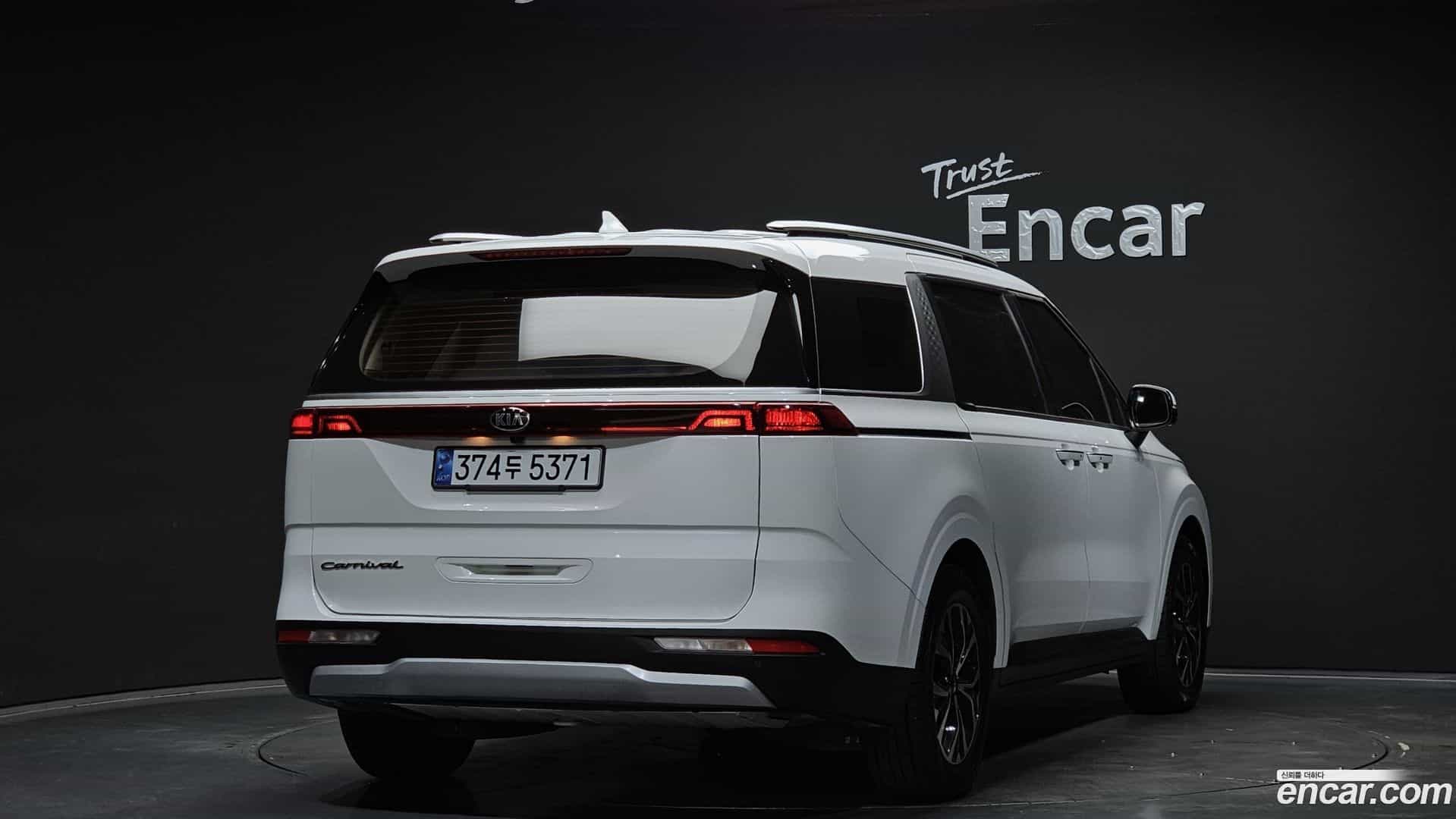 Canival Kia 2021.0-OUTER-002