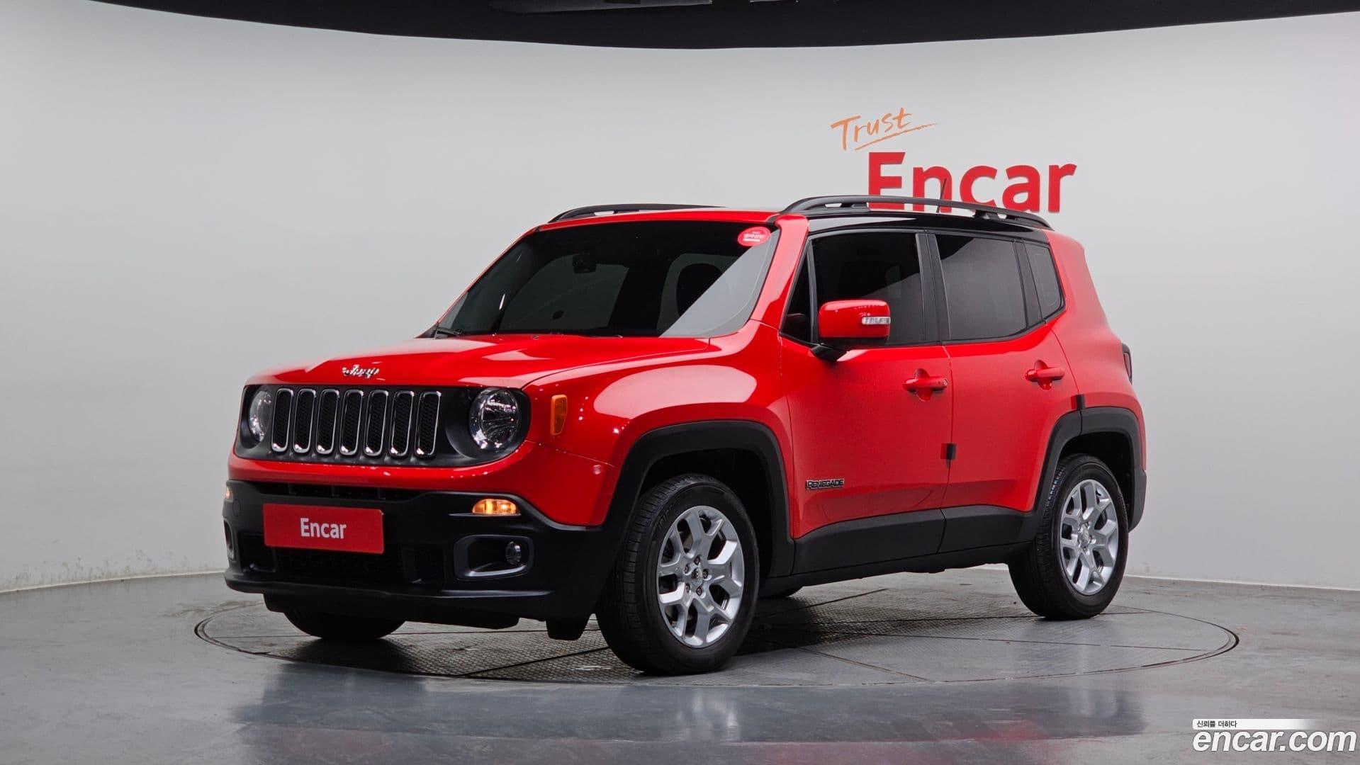 Main__Slider__Photo:Renegade Jeep 2016.4-0