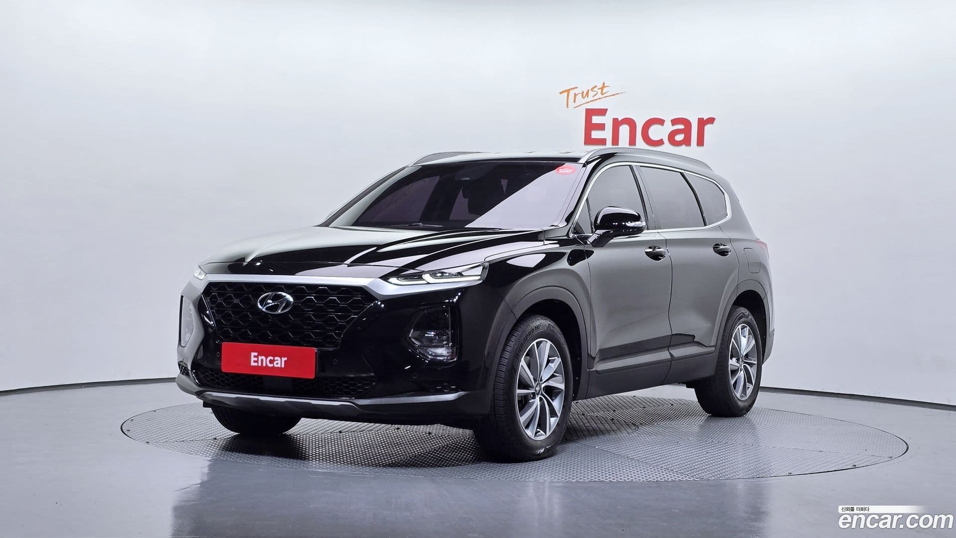 Main__Slider__Photo:Santafe Hyundai 2018.6-0