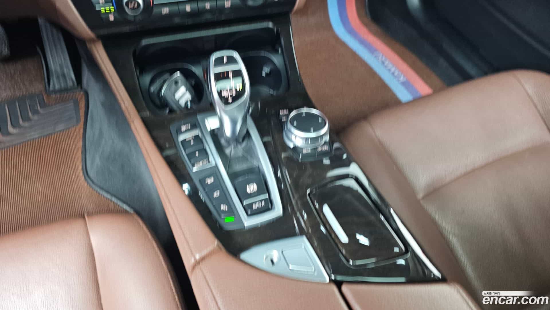 5-Series BMW 2015.7-INNER-009