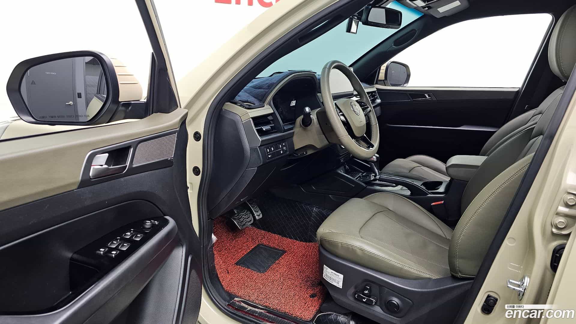 Rexton KG Mobility 2024.5-INNER-010