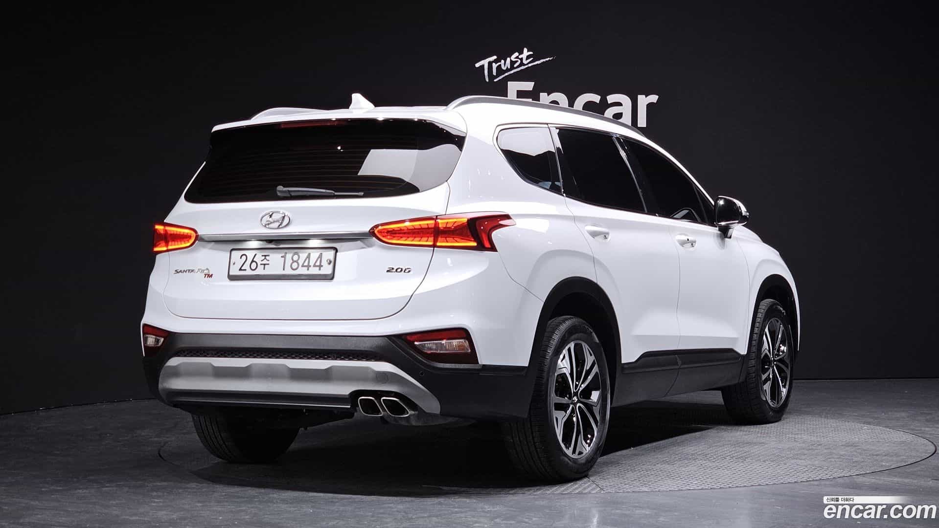 Santafe Hyundai 2018.11-OUTER-002