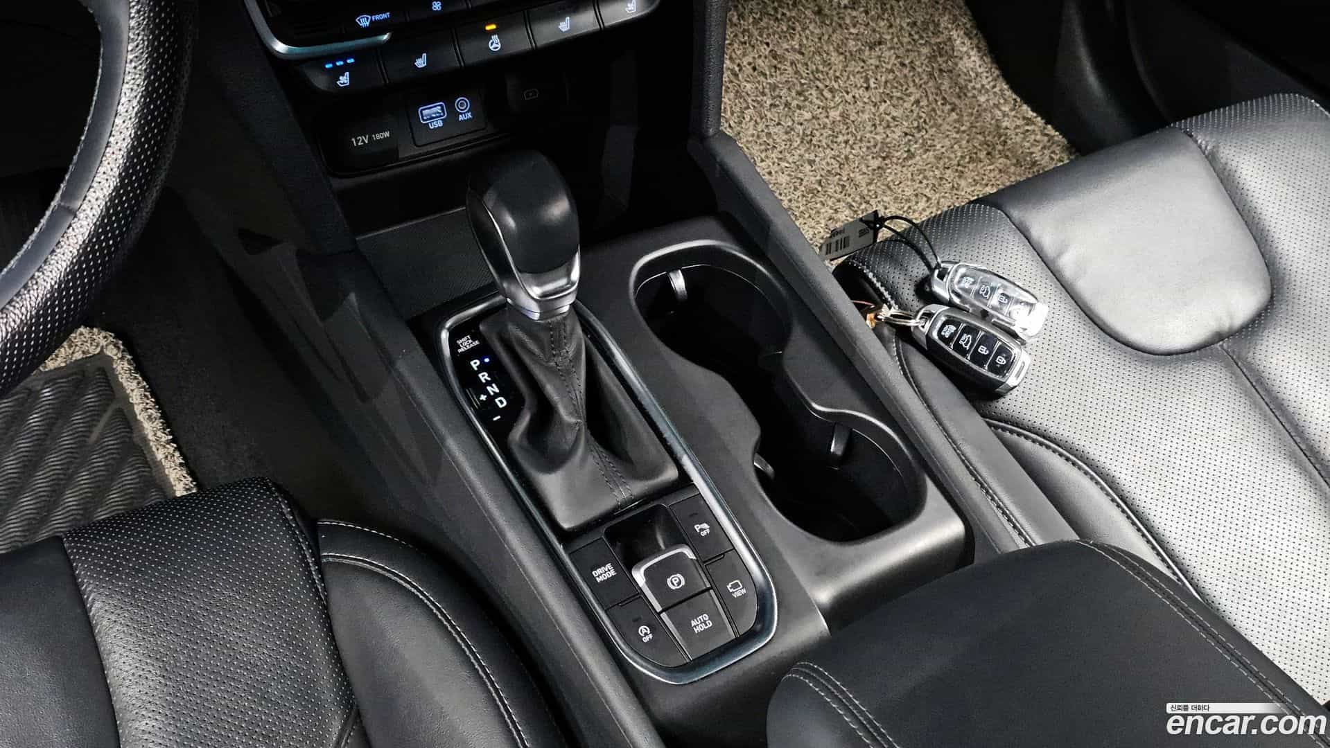Santafe Hyundai 2018.11-INNER-009