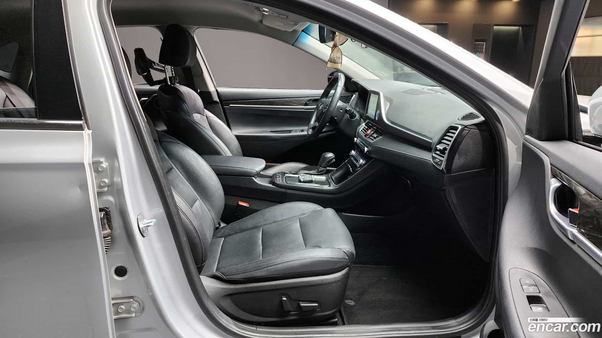 Grandeur Hyundai 2018.4-INNER-010