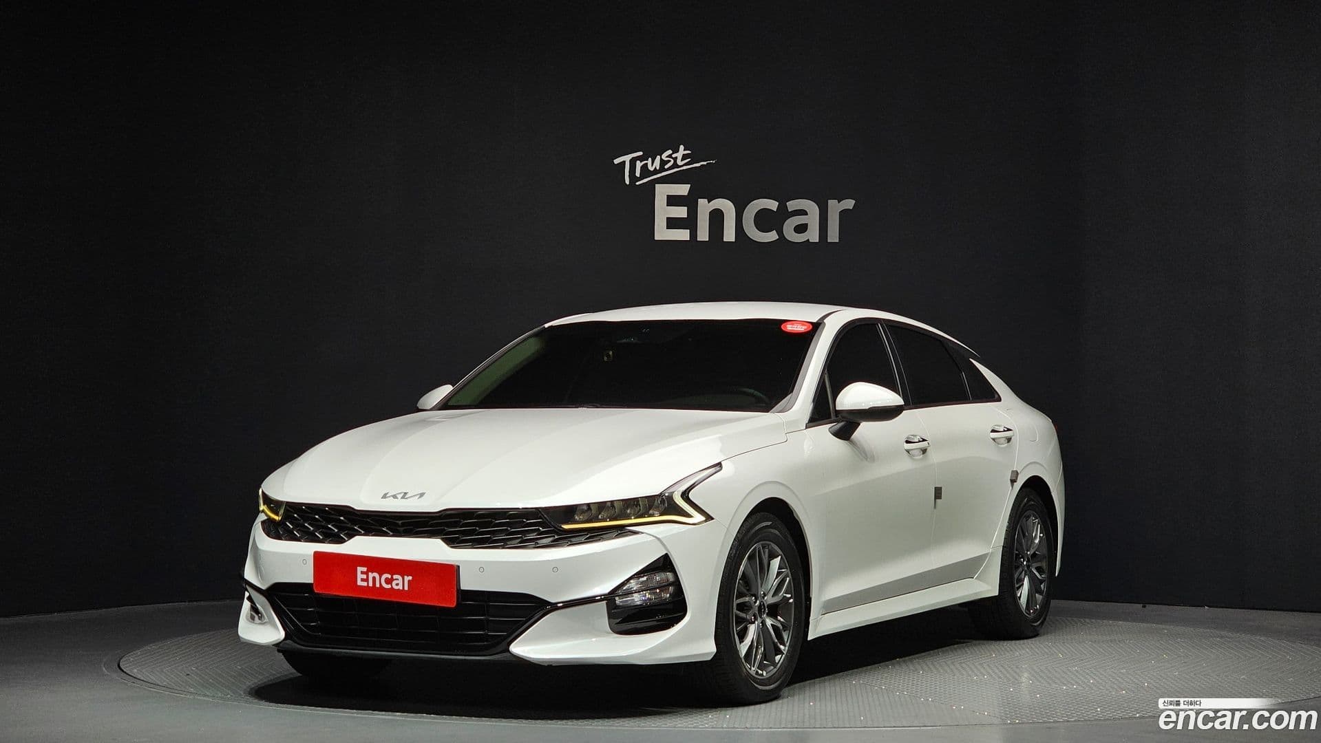 Main__Slider__Photo:K5 Kia 2022.3-0