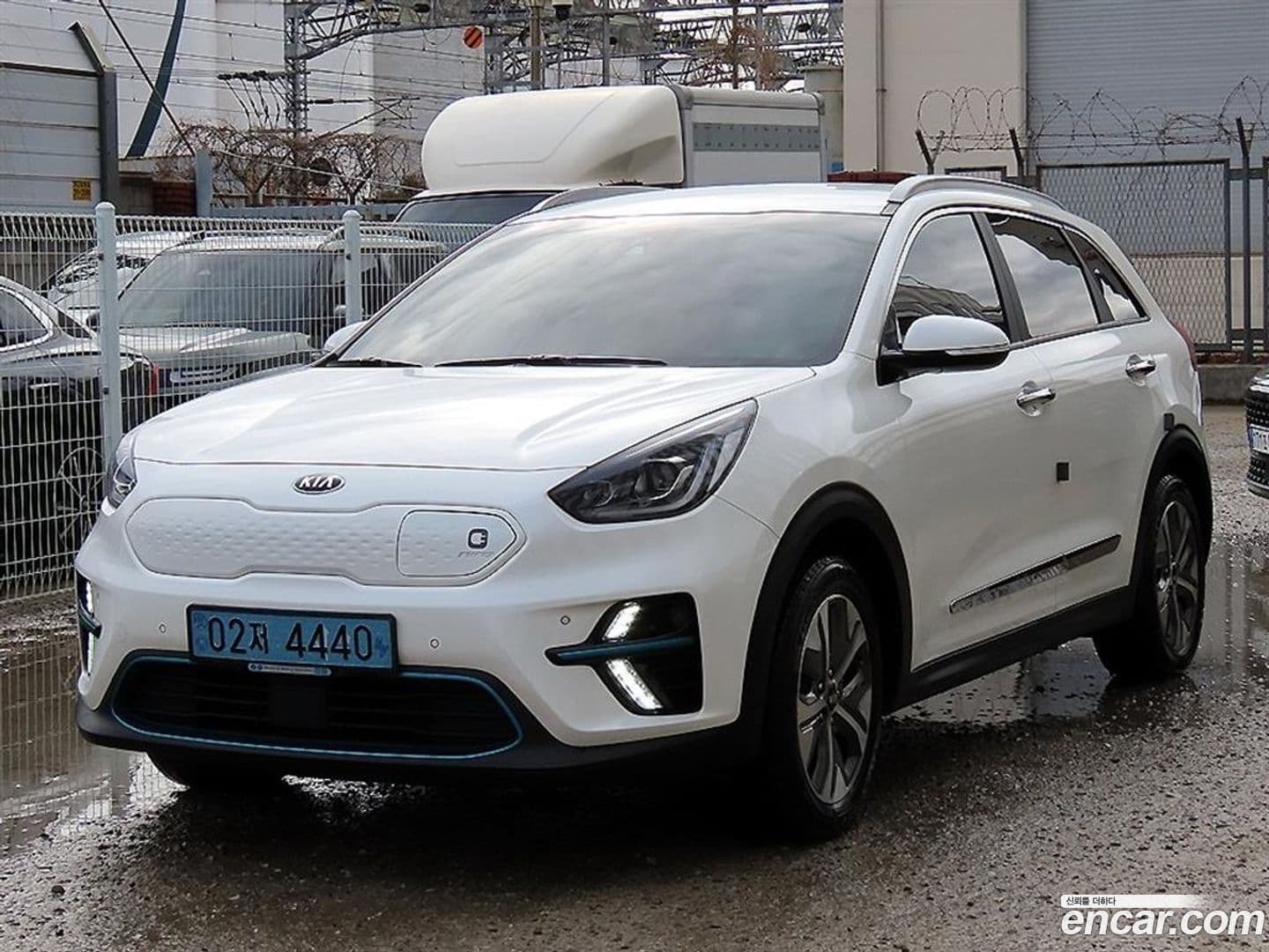 Main__Slider__Photo:Niro Kia 2018.10-0