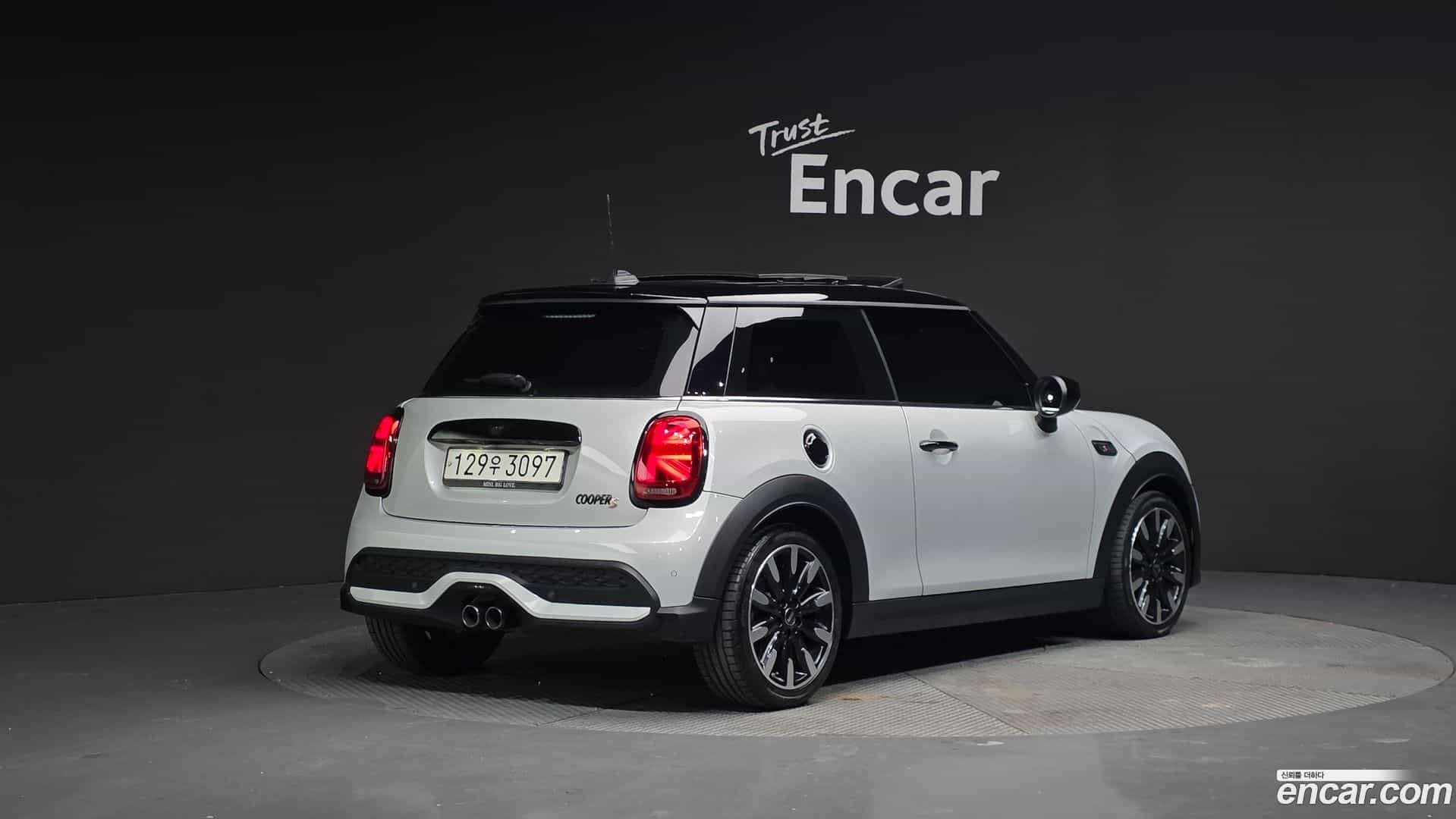 Cooper Mini 2021.6-OUTER-002
