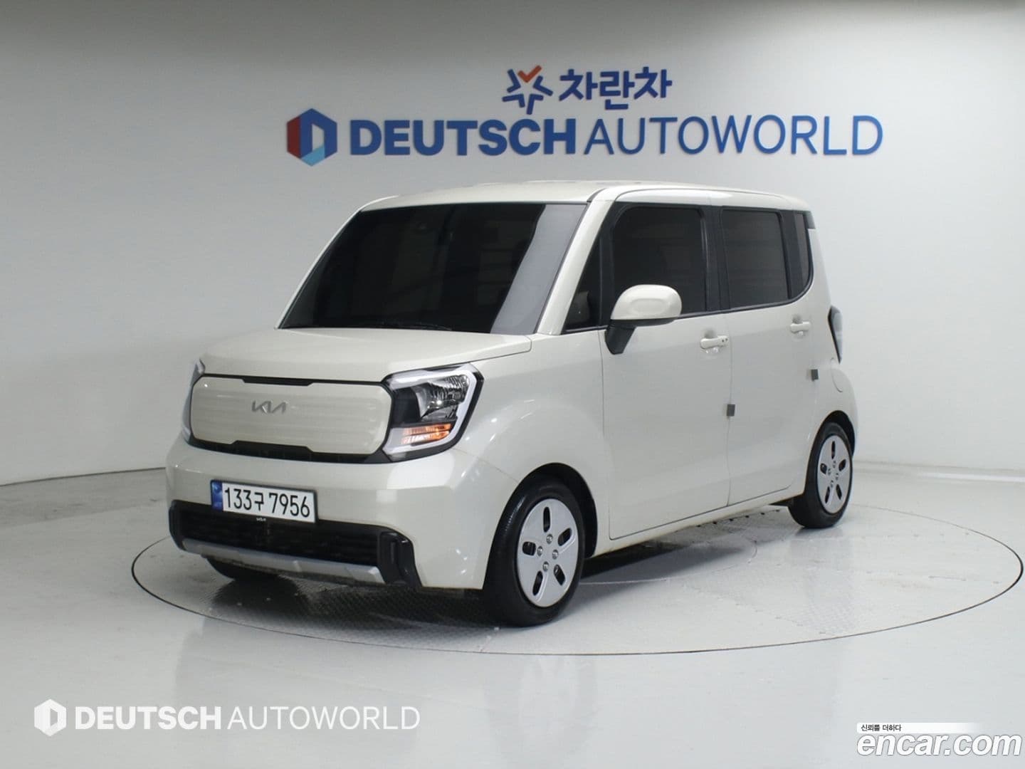 Main__Slider__Photo:RAY Kia 2023.6-0