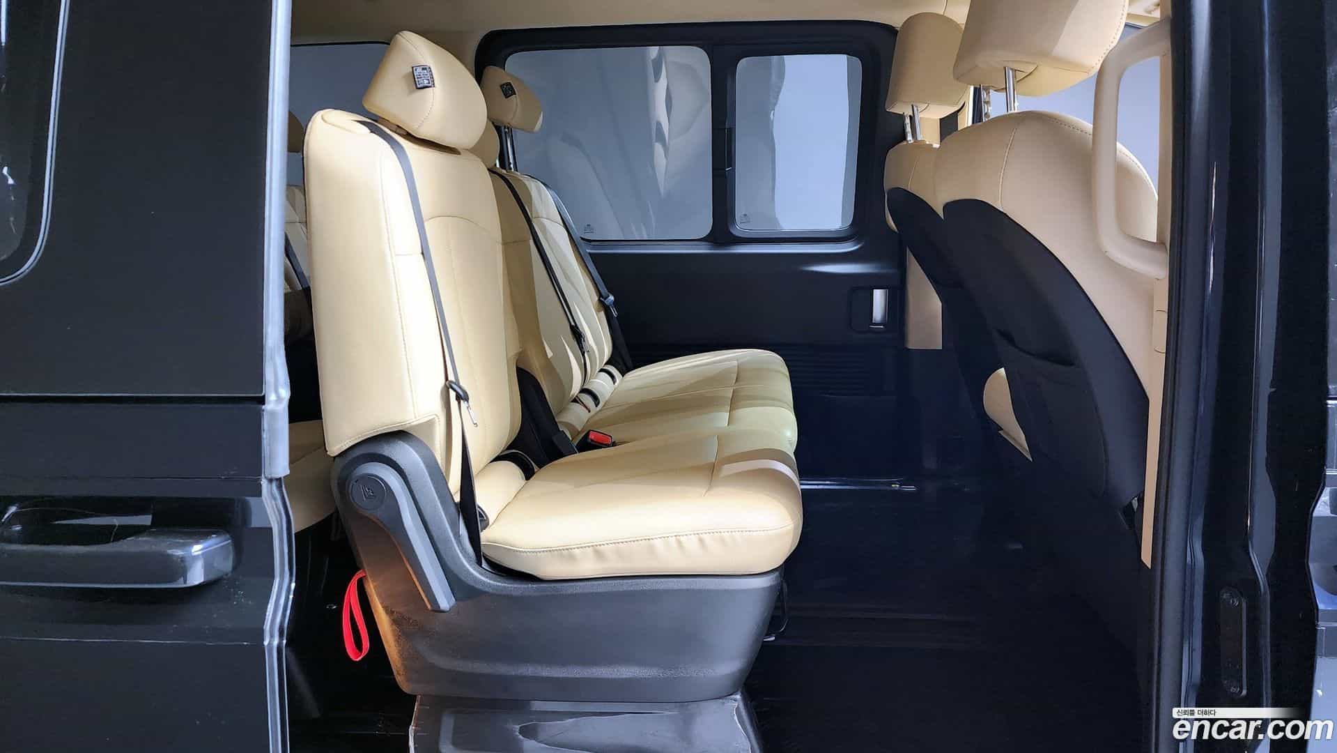 Staria Hyundai 2024.6-OPTION-016